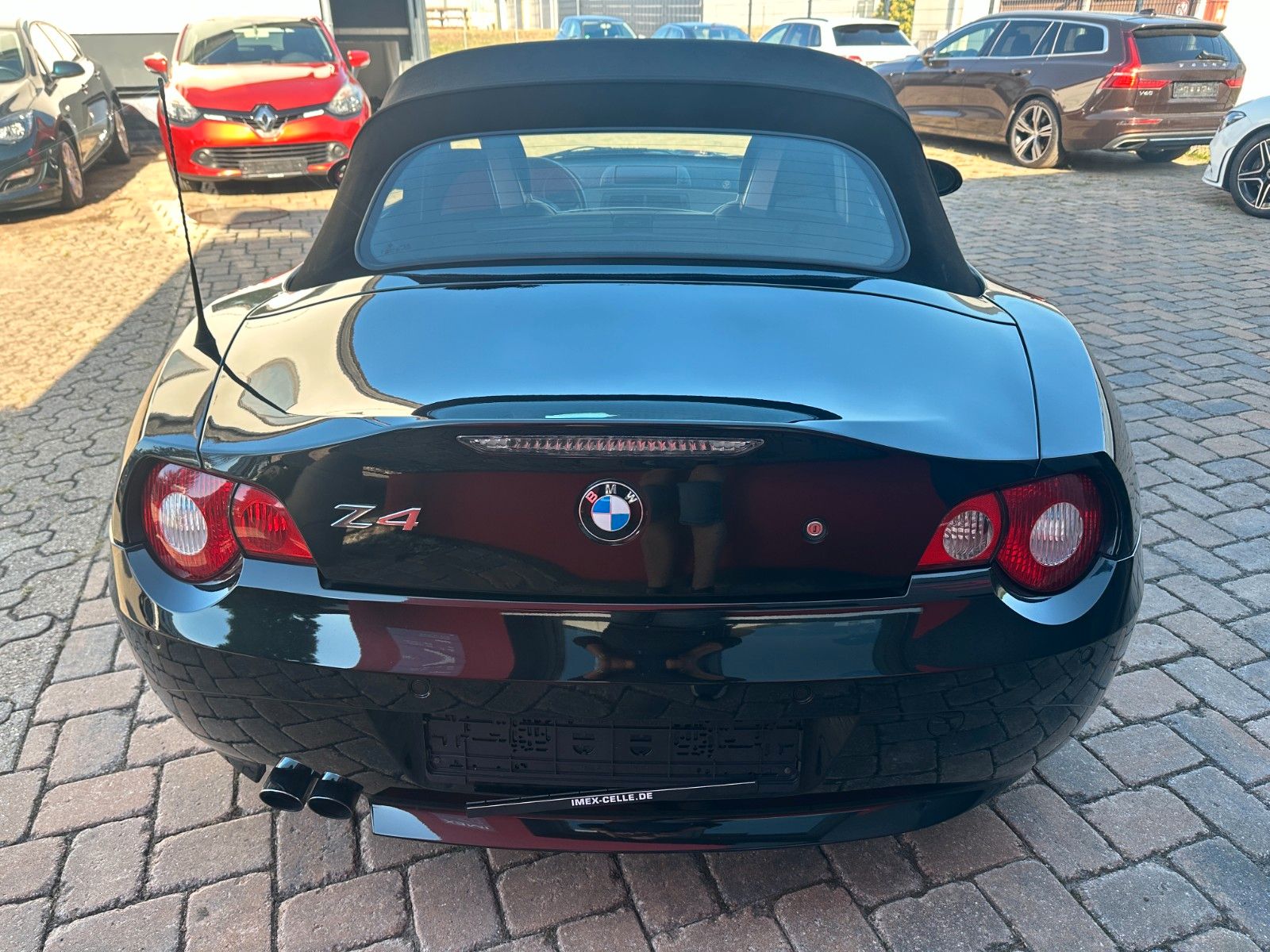 Fahrzeugabbildung BMW Z4 Roadster 3.0 i  231 PS Leder Xenon SH Navi