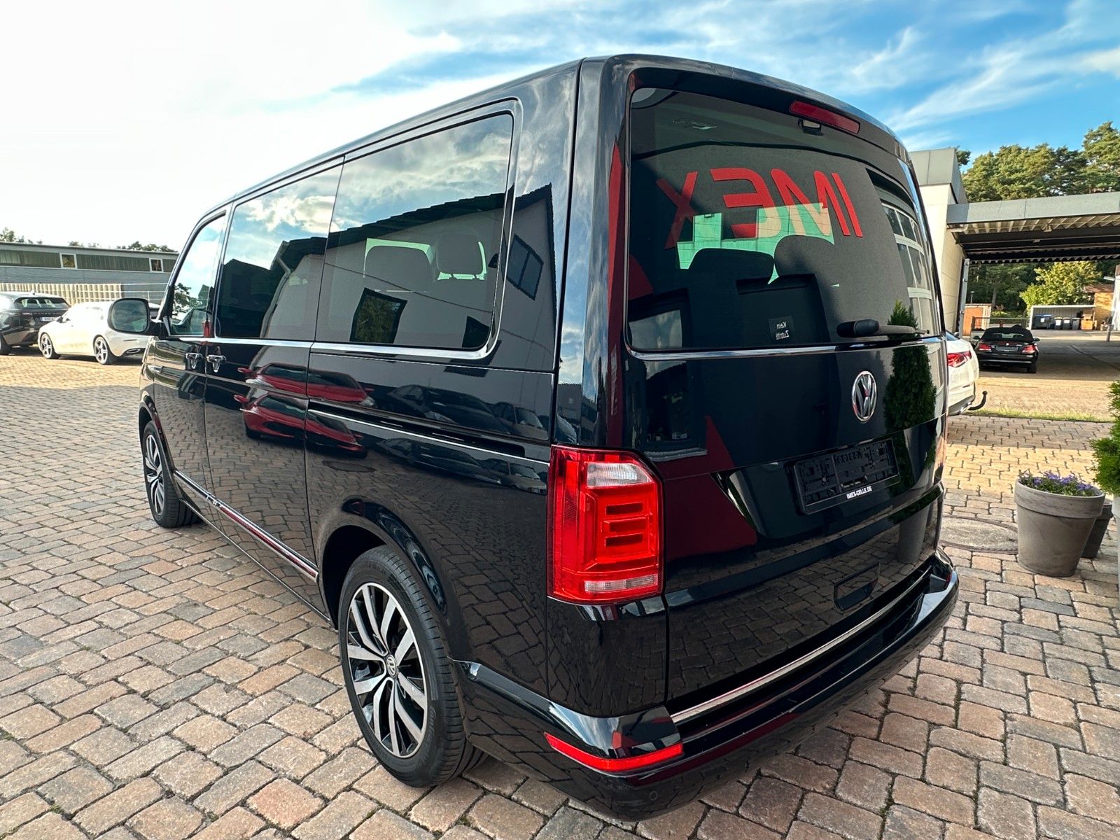 Fahrzeugabbildung Volkswagen Multivan 4M Highline 204 PS SD Leder 46tkm !!