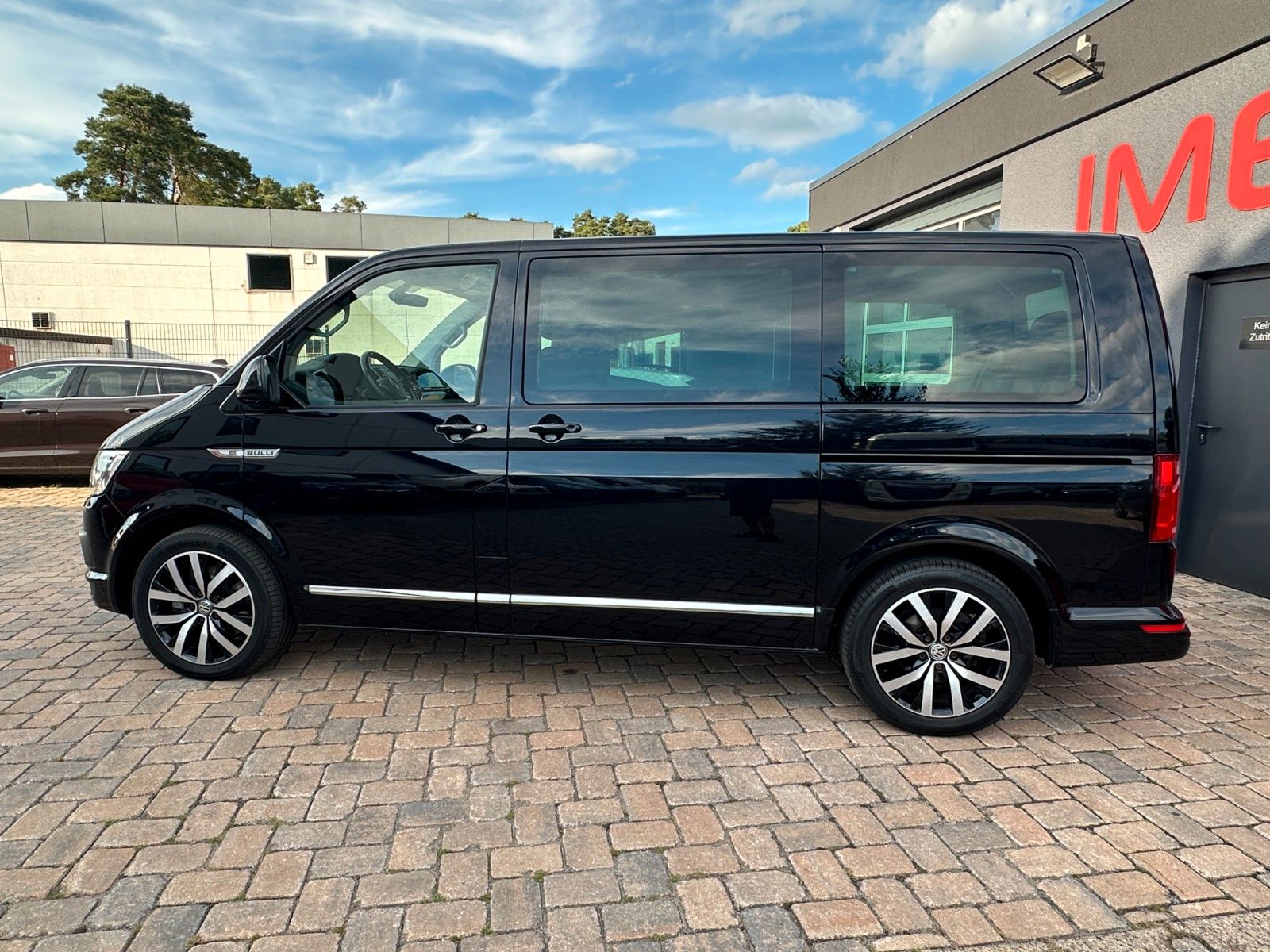 Fahrzeugabbildung Volkswagen Multivan 4M Highline 204 PS SD Leder 46tkm !!