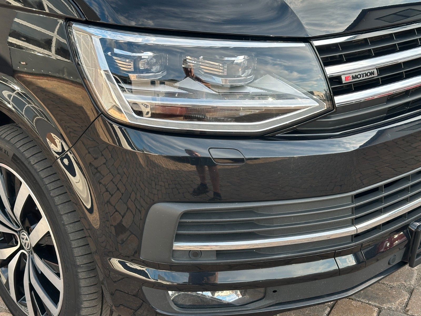 Fahrzeugabbildung Volkswagen Multivan 4M Highline 204 PS SD Leder 46tkm !!