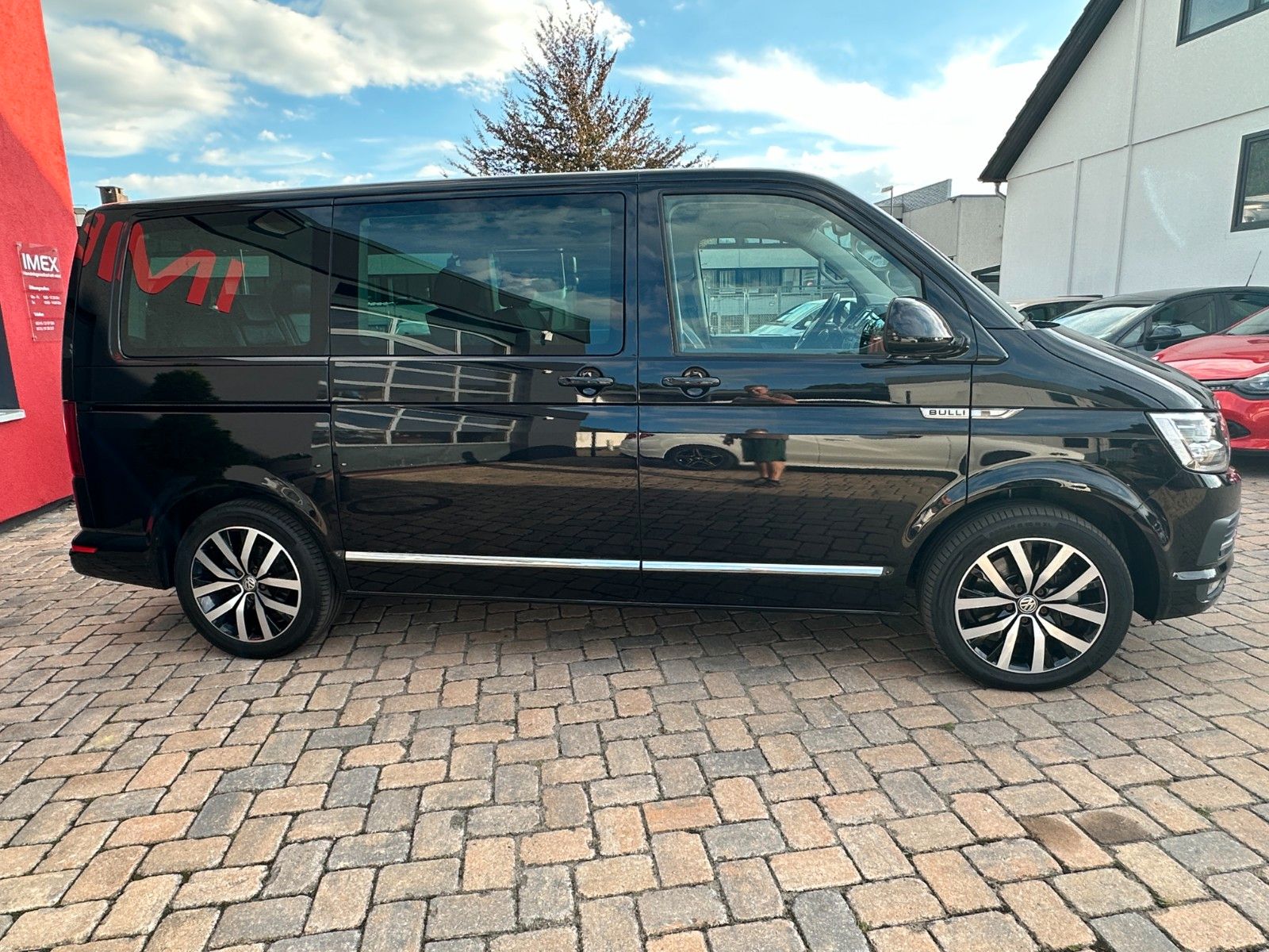 Fahrzeugabbildung Volkswagen Multivan 4M Highline 204 PS SD Leder 46tkm !!