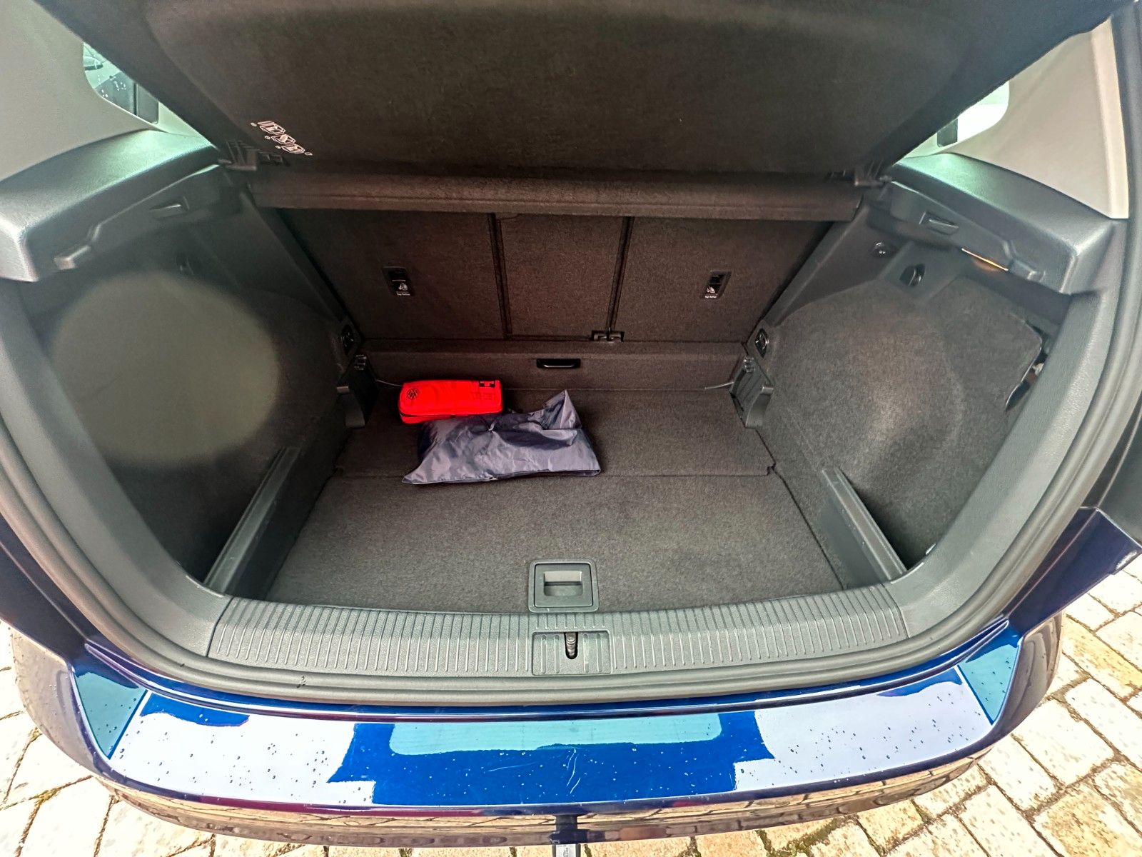 Fahrzeugabbildung Volkswagen Golf Sportsvan Sound 115 PS HU neu AHK Navi SH