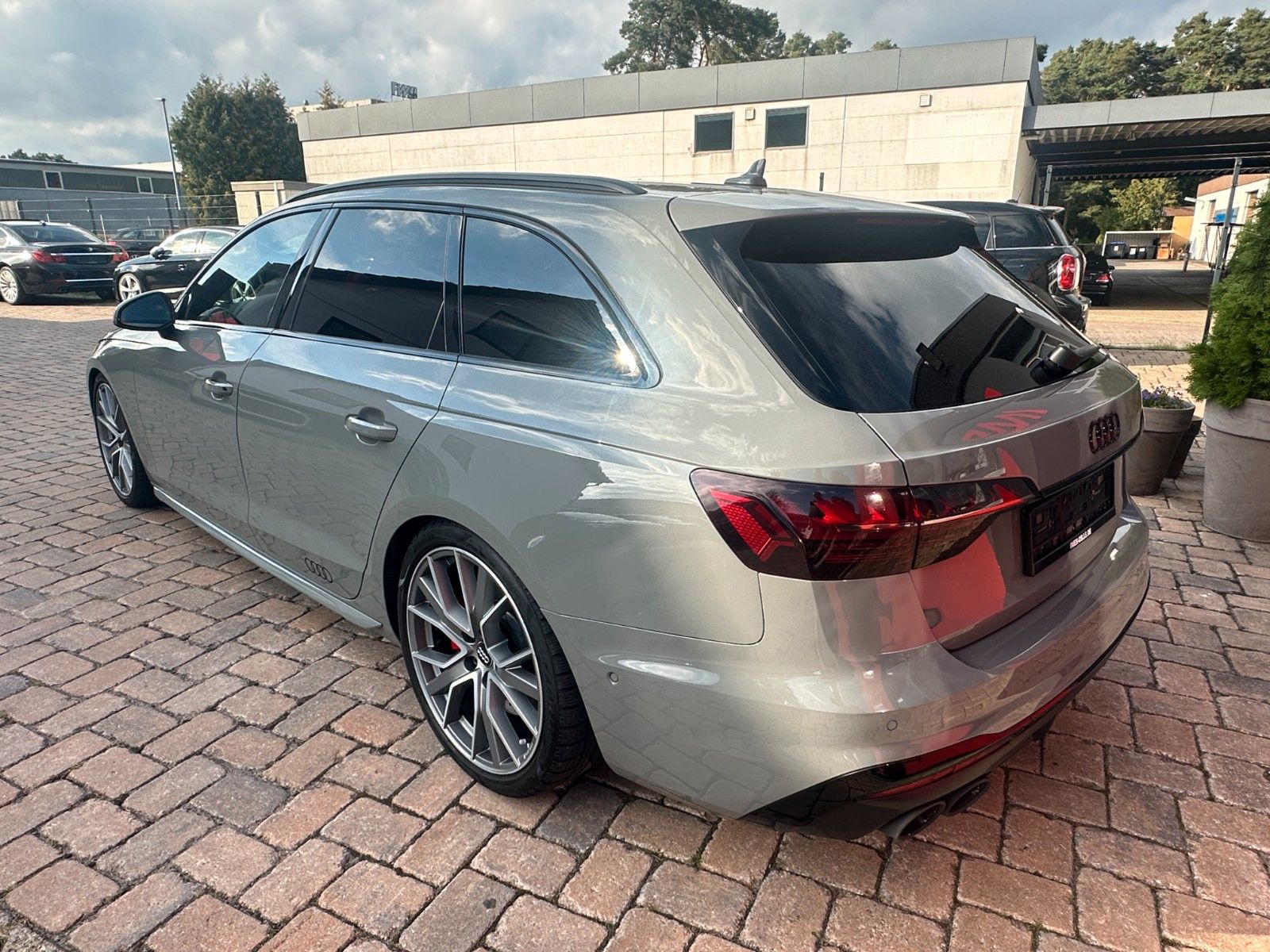 Fahrzeugabbildung Audi S4 Avant 3.0 TDI  347 PS Pano LED B&O Leder