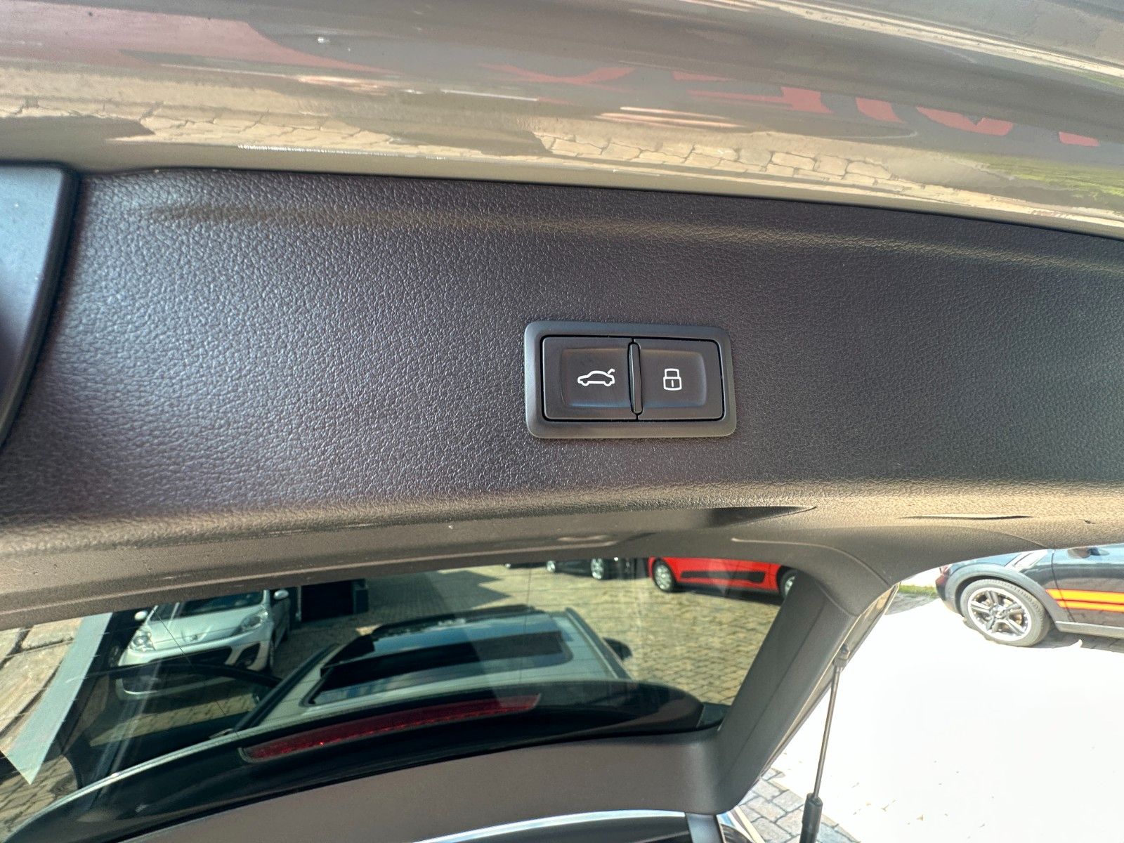 Fahrzeugabbildung Audi S4 Avant 3.0 TDI  347 PS Pano LED B&O Leder