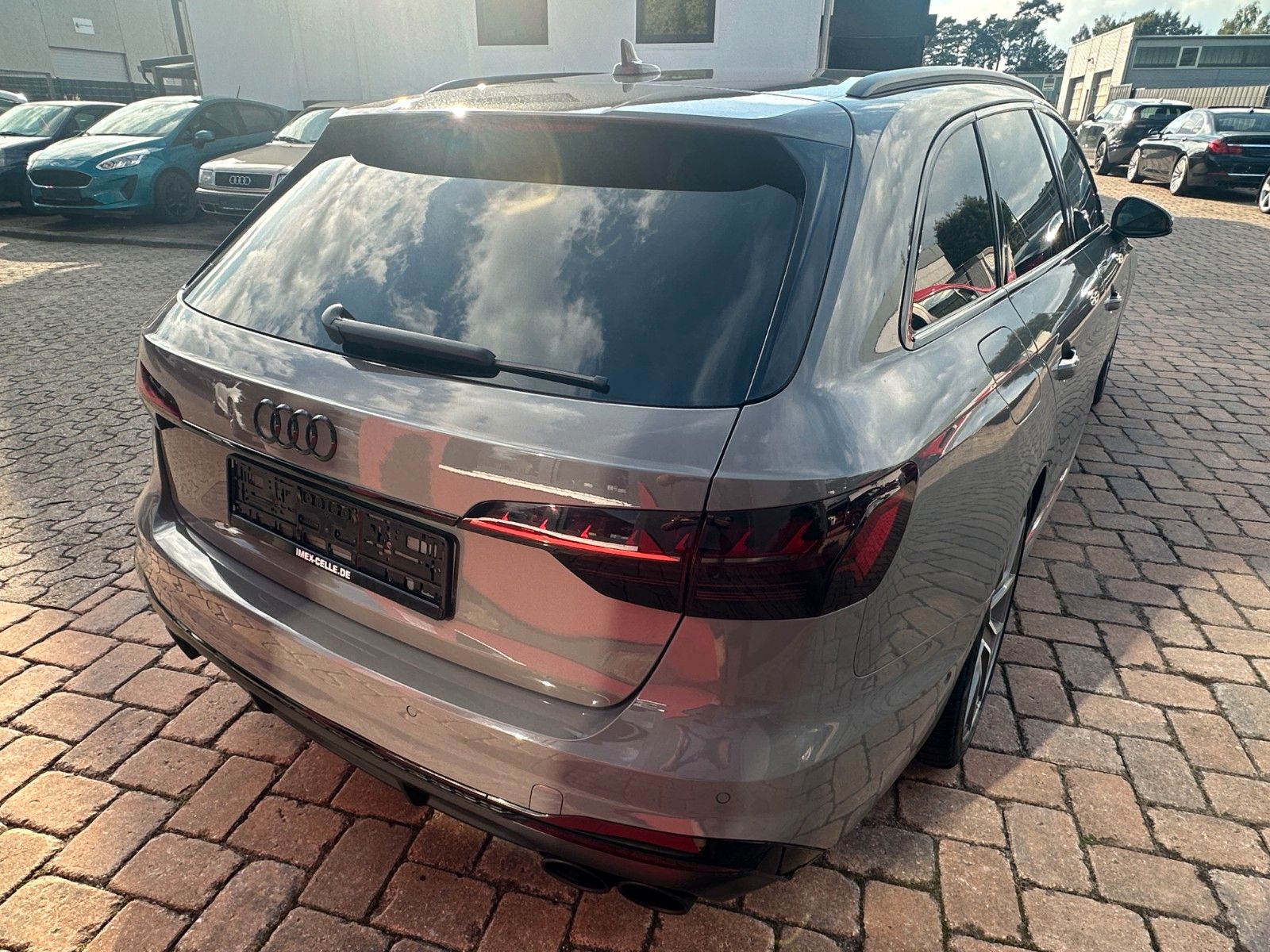 Fahrzeugabbildung Audi S4 Avant 3.0 TDI  347 PS Pano LED B&O Leder
