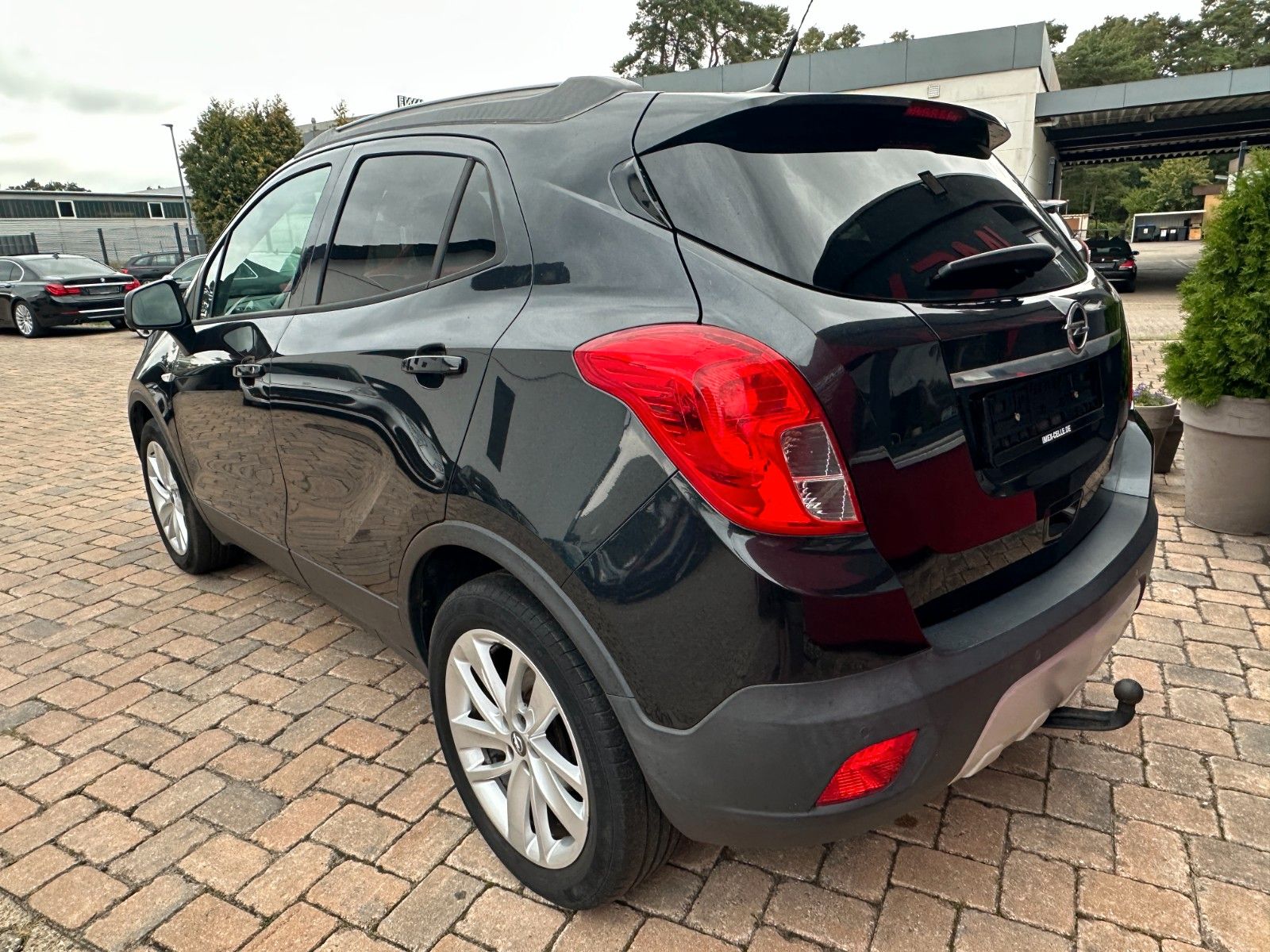 Fahrzeugabbildung Opel Mokka Edition ecoFlex 1.6 136 PS AHK Xenon