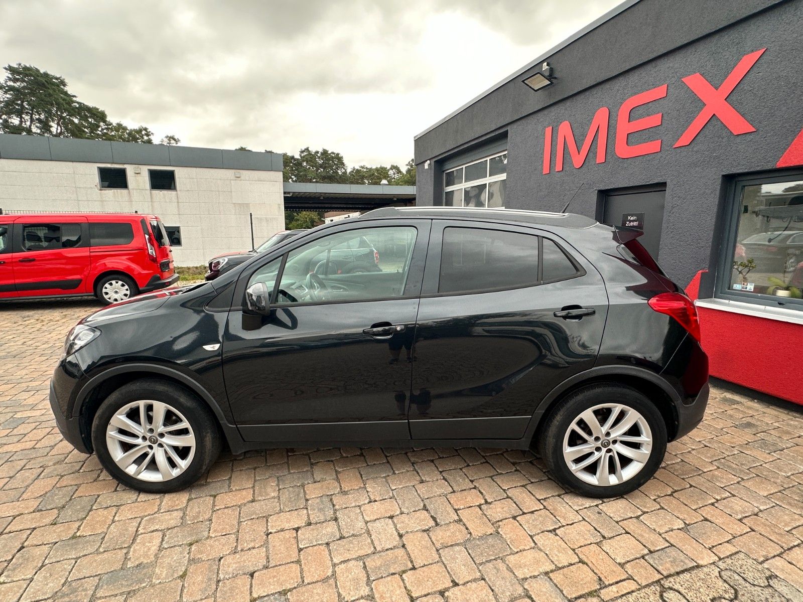 Fahrzeugabbildung Opel Mokka Edition ecoFlex 1.6 136 PS AHK Xenon