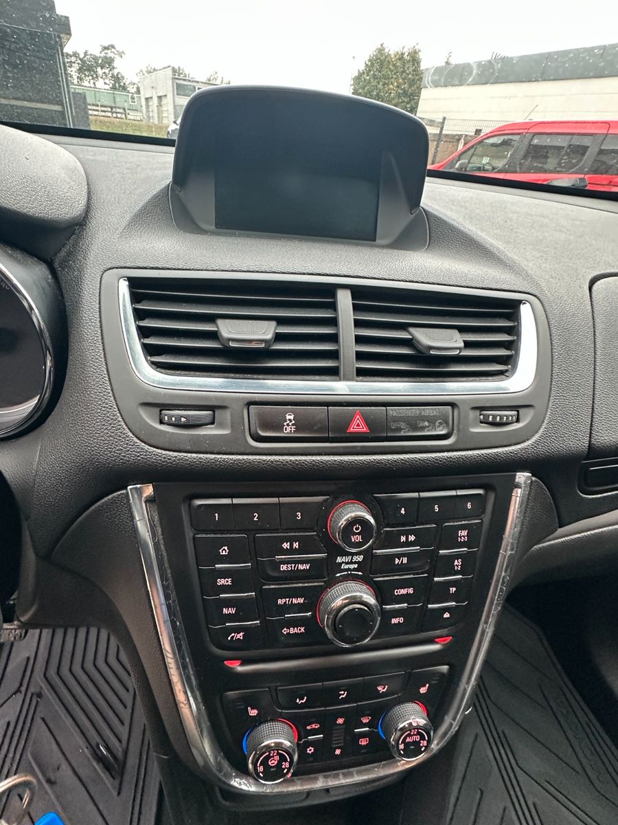 Fahrzeugabbildung Opel Mokka Edition ecoFlex 1.6 136 PS AHK Xenon