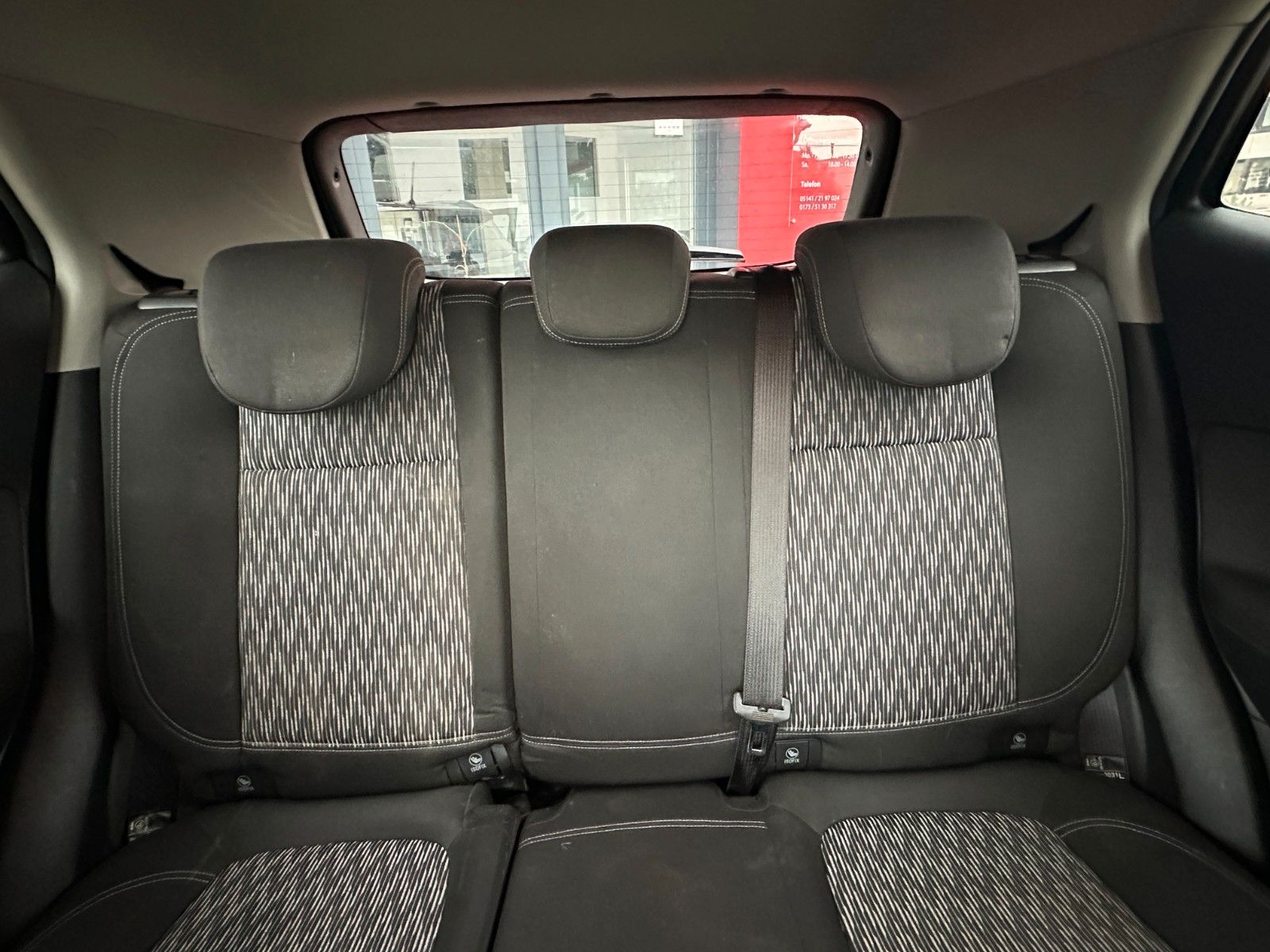 Fahrzeugabbildung Opel Mokka Edition ecoFlex 1.6 136 PS AHK Xenon
