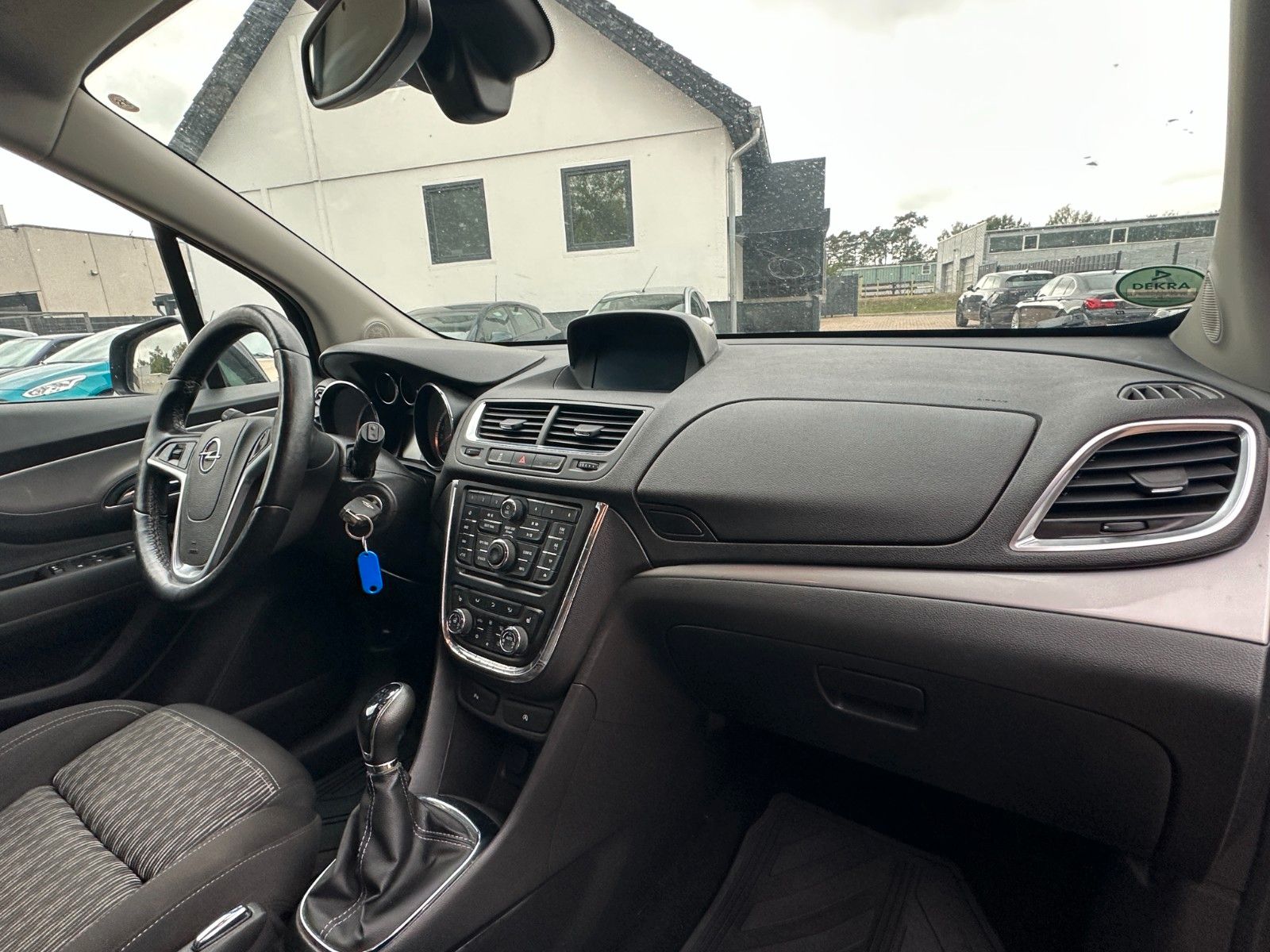 Fahrzeugabbildung Opel Mokka Edition ecoFlex 1.6 136 PS AHK Xenon