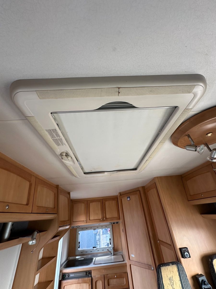Fahrzeugabbildung Bürstner A 572-2 HU neu Truma 6-Sitze!! Sat AHK  1.Hand