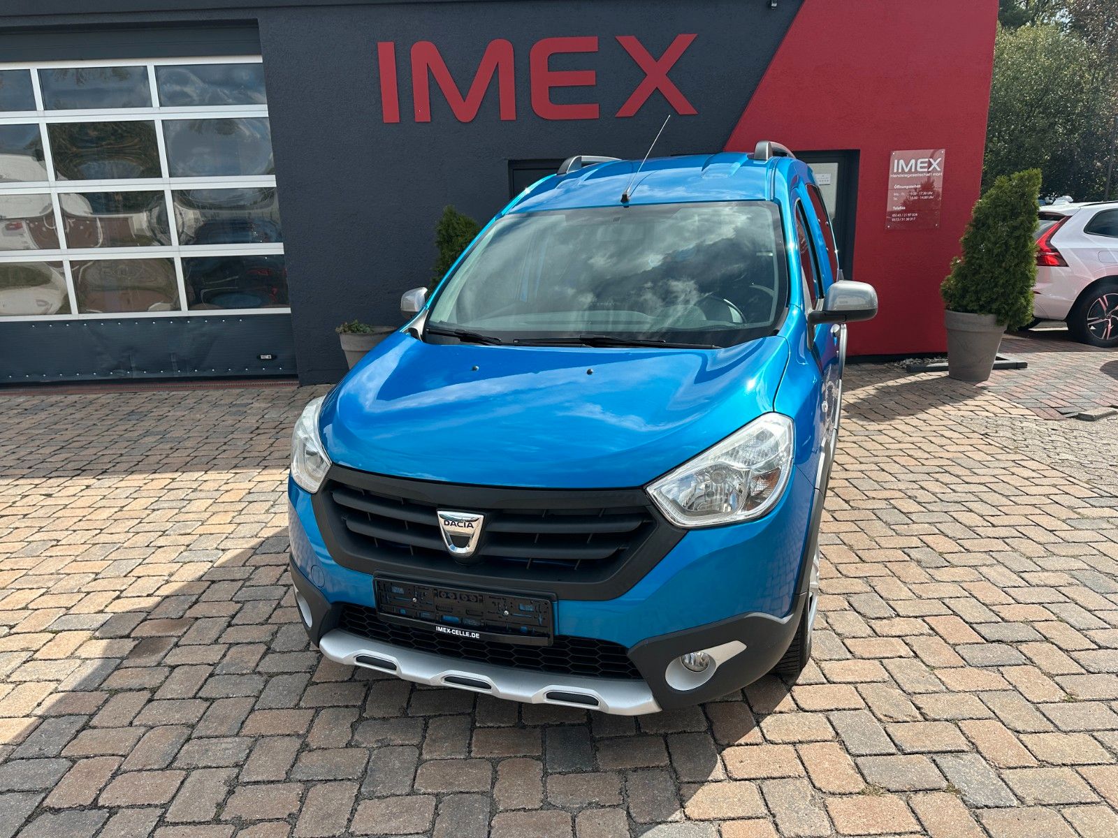 Dacia Dokker Stepway 1.5 90 PS HU neu Klima 1.Hand