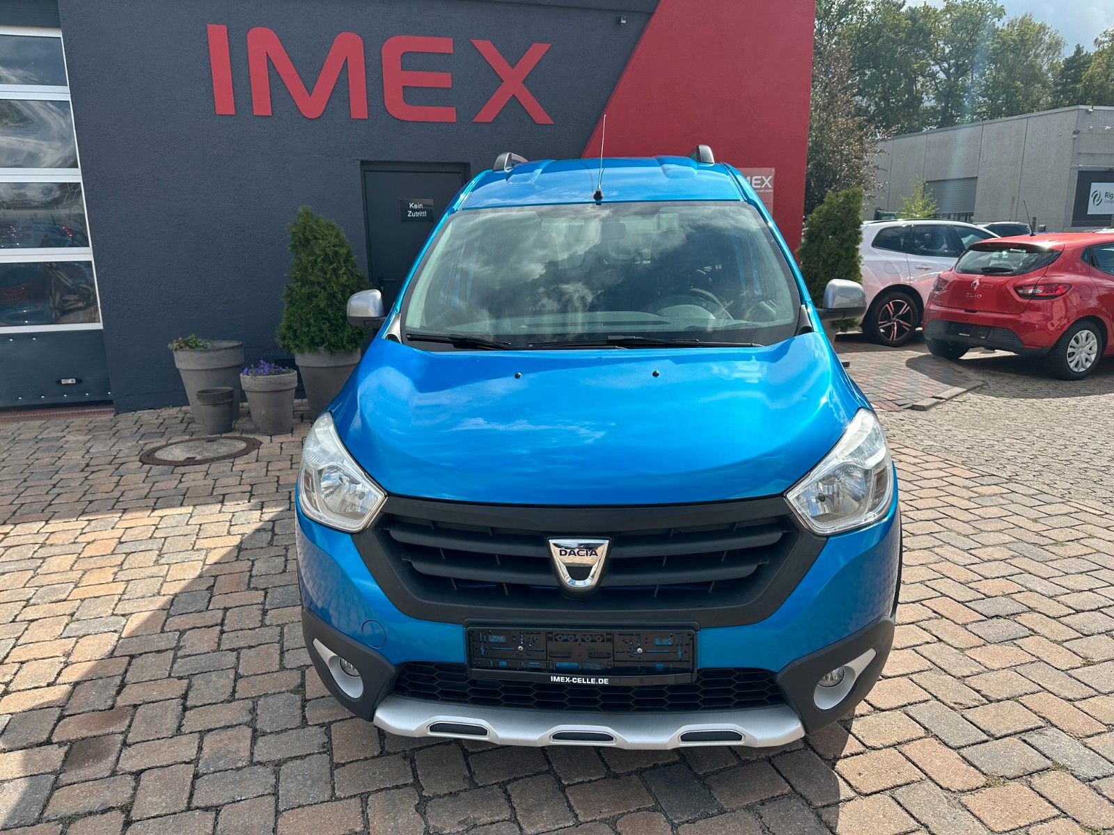 Fahrzeugabbildung Dacia Dokker Stepway 1.5 90 PS HU neu Klima 1.Hand