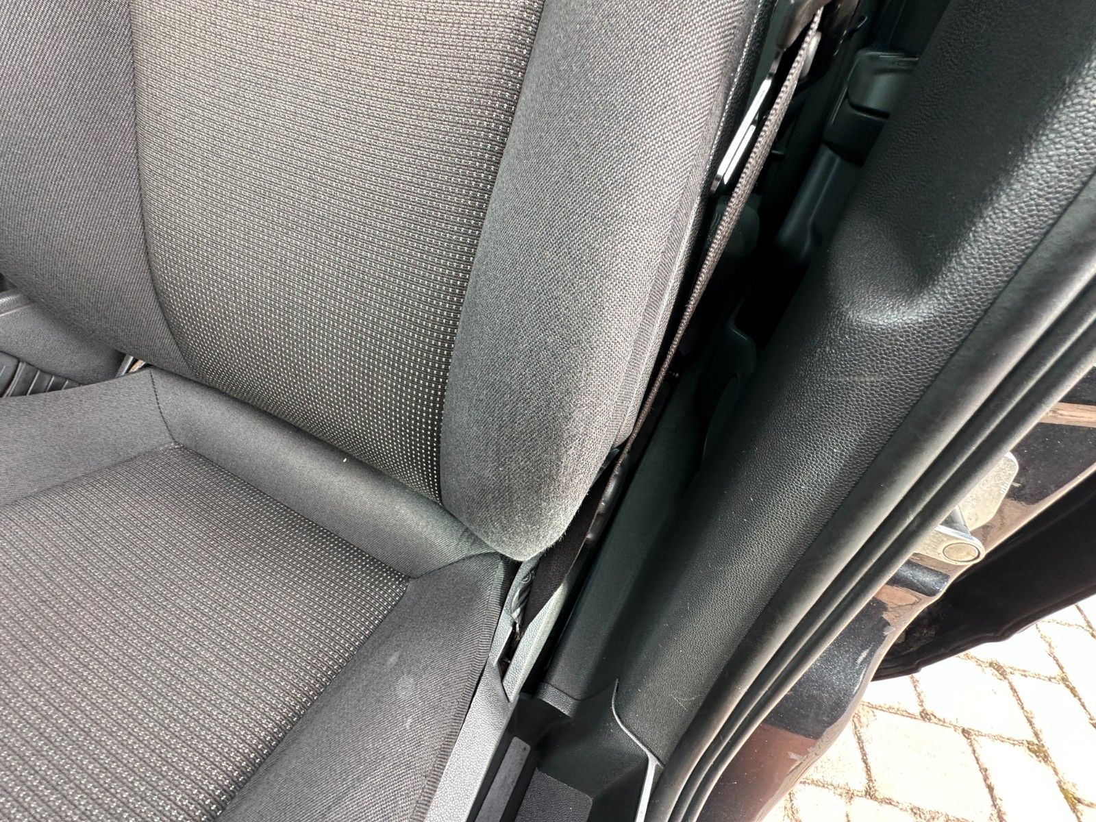 Fahrzeugabbildung Opel Zafira Family Plus 1.8 140PS Tüv 8/27 7 Sitze