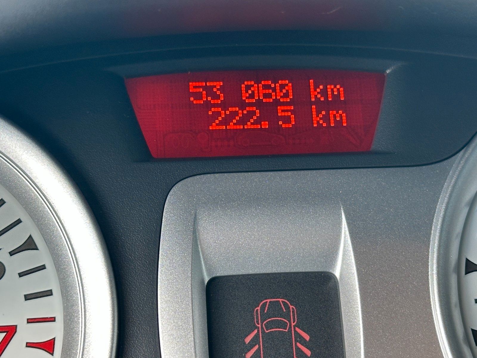 Fahrzeugabbildung Renault Clio III GT 1.6 128 PS HU neu 1.Hand 53 tkm