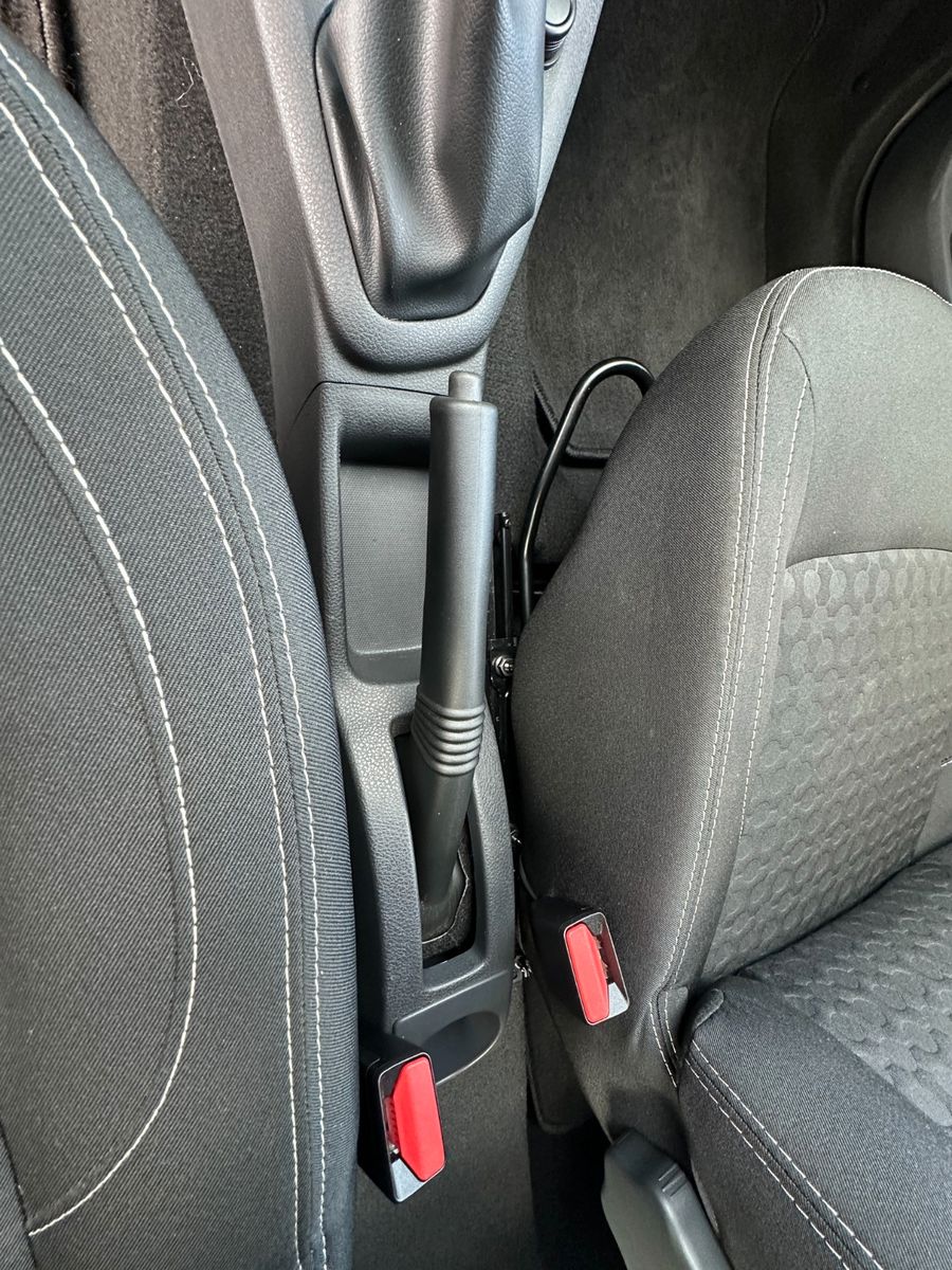 Fahrzeugabbildung Dacia Logan MCV II Laureate 1.2 75 PS 1.Hand 10 tkm!!!