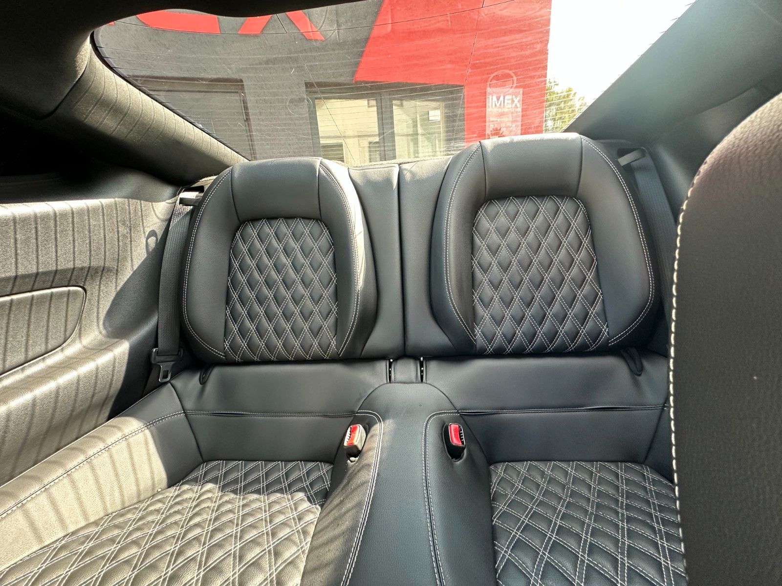Fahrzeugabbildung Ford Mustang 3.7 V6 305 PS HU neu Autom. Leder