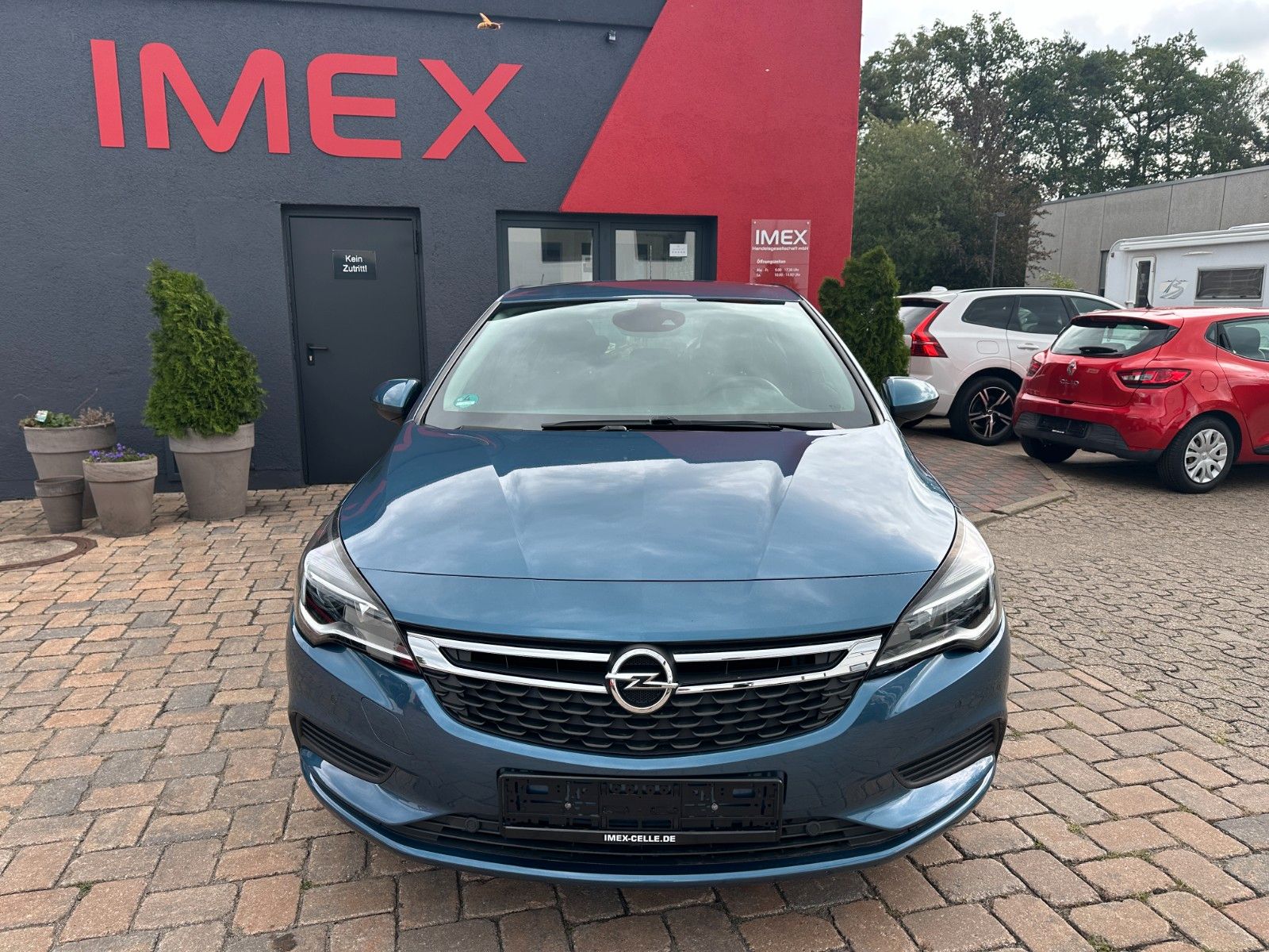 Fahrzeugabbildung Opel Astra K Edition 105 PS HU neu PDC 65 tkm