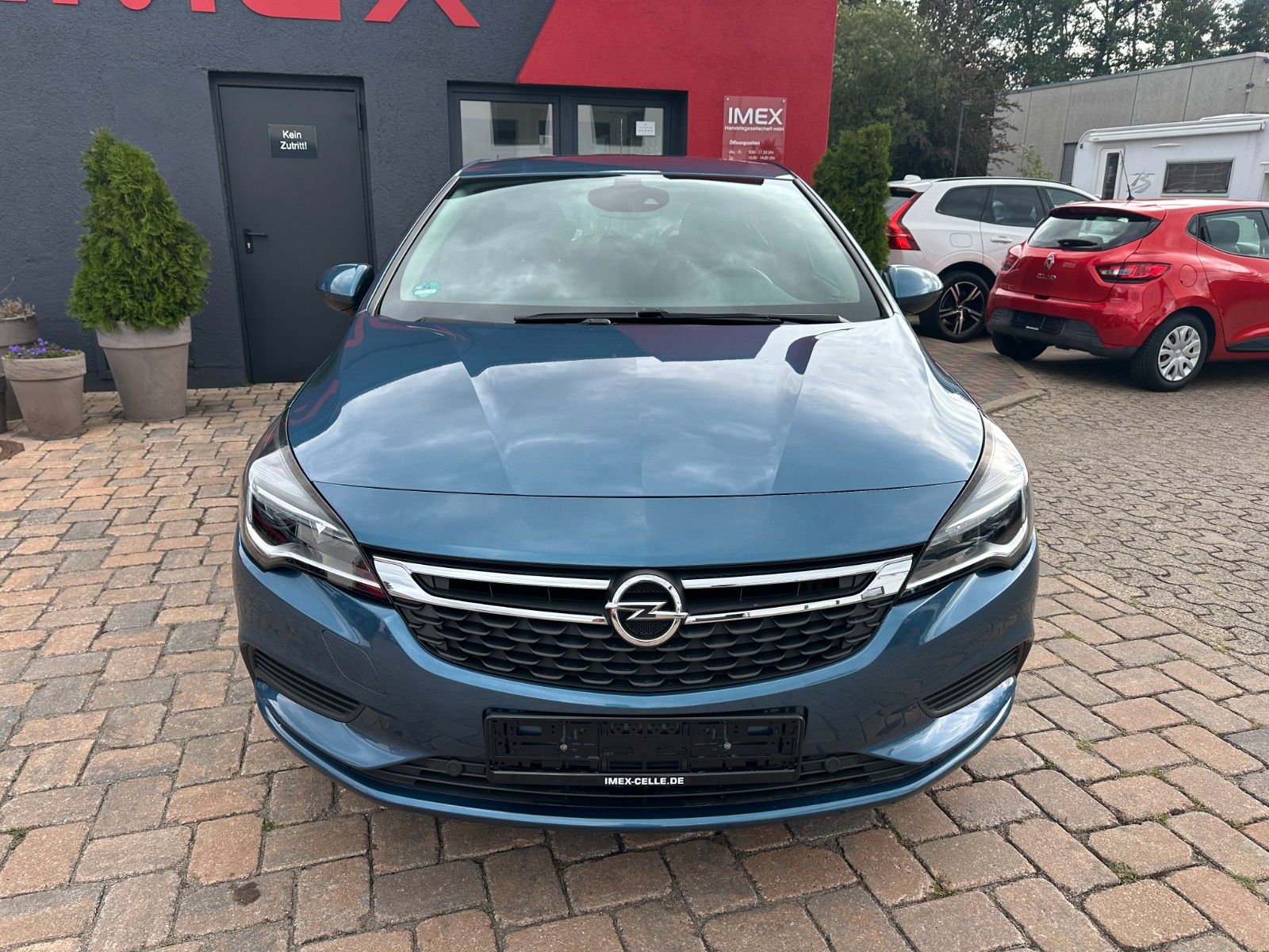 Fahrzeugabbildung Opel Astra K Edition 105 PS HU neu PDC 65 tkm