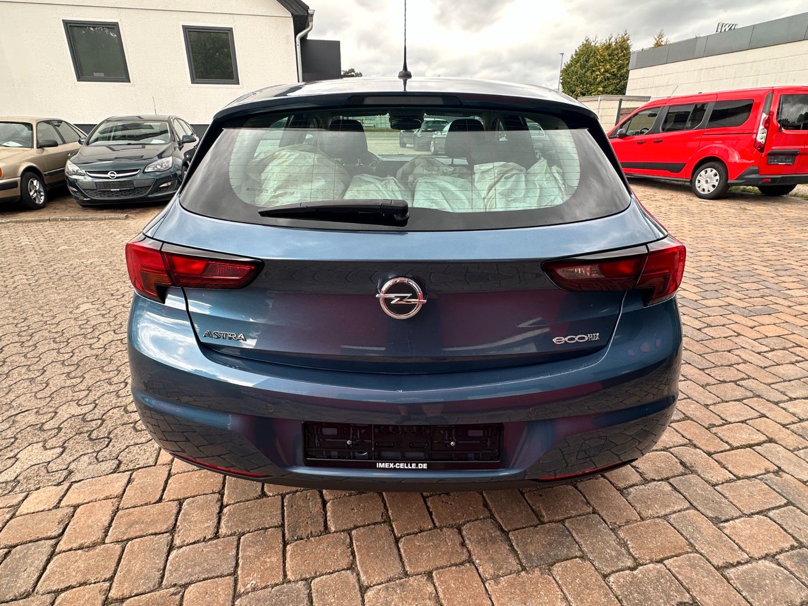 Fahrzeugabbildung Opel Astra K Edition 105 PS HU neu PDC 65 tkm