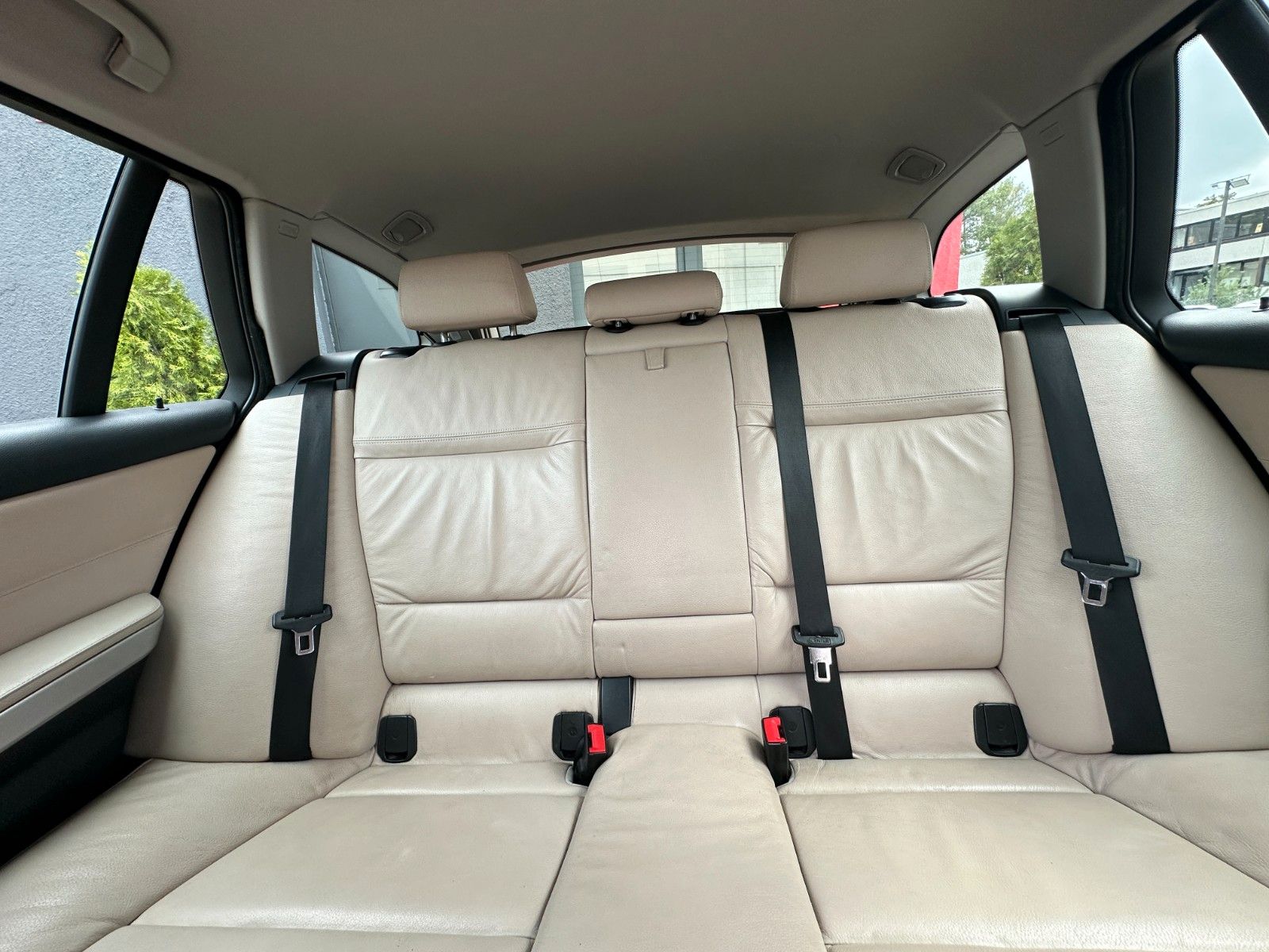Fahrzeugabbildung BMW 320 d Touring 2.0 177 PD Navi SH Leder Euro 5!!