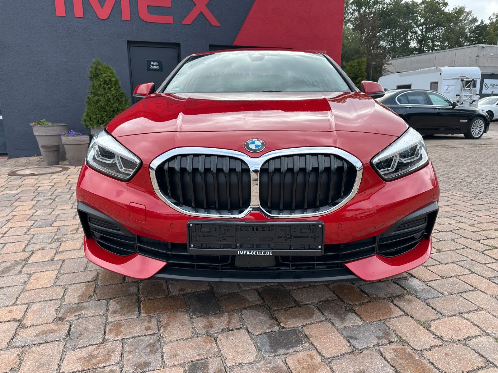 Fahrzeugabbildung BMW 118i Advantage 140 PS HU neu 1.Hand Autom.