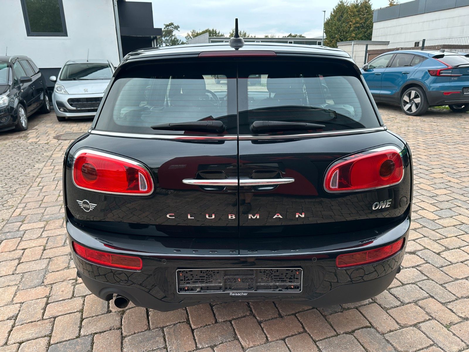 Fahrzeugabbildung MINI ONE Clubman One 1.5 102 PS Navi
