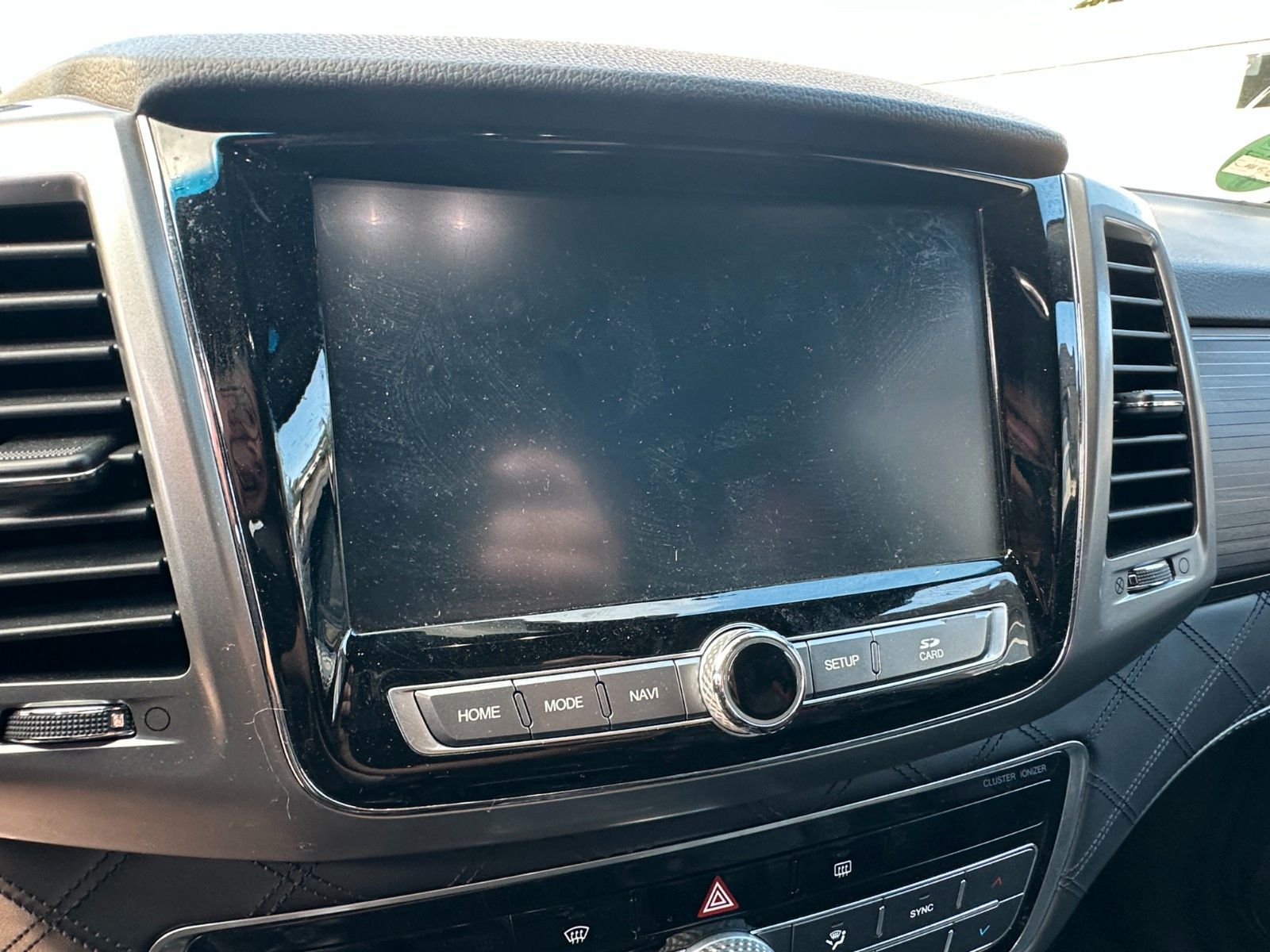 Fahrzeugabbildung Ssangyong REXTON XDi 220 Sapphire 4WD