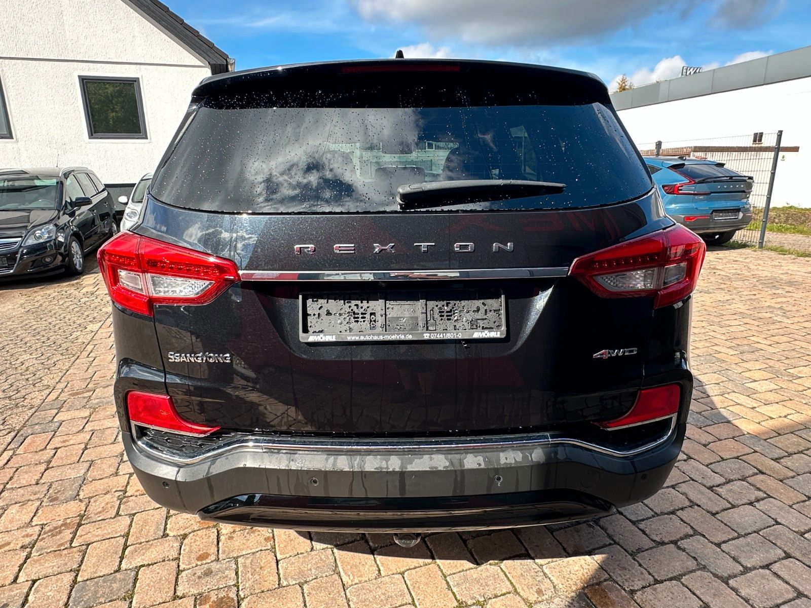 Fahrzeugabbildung Ssangyong REXTON XDi 220 Sapphire 4WD