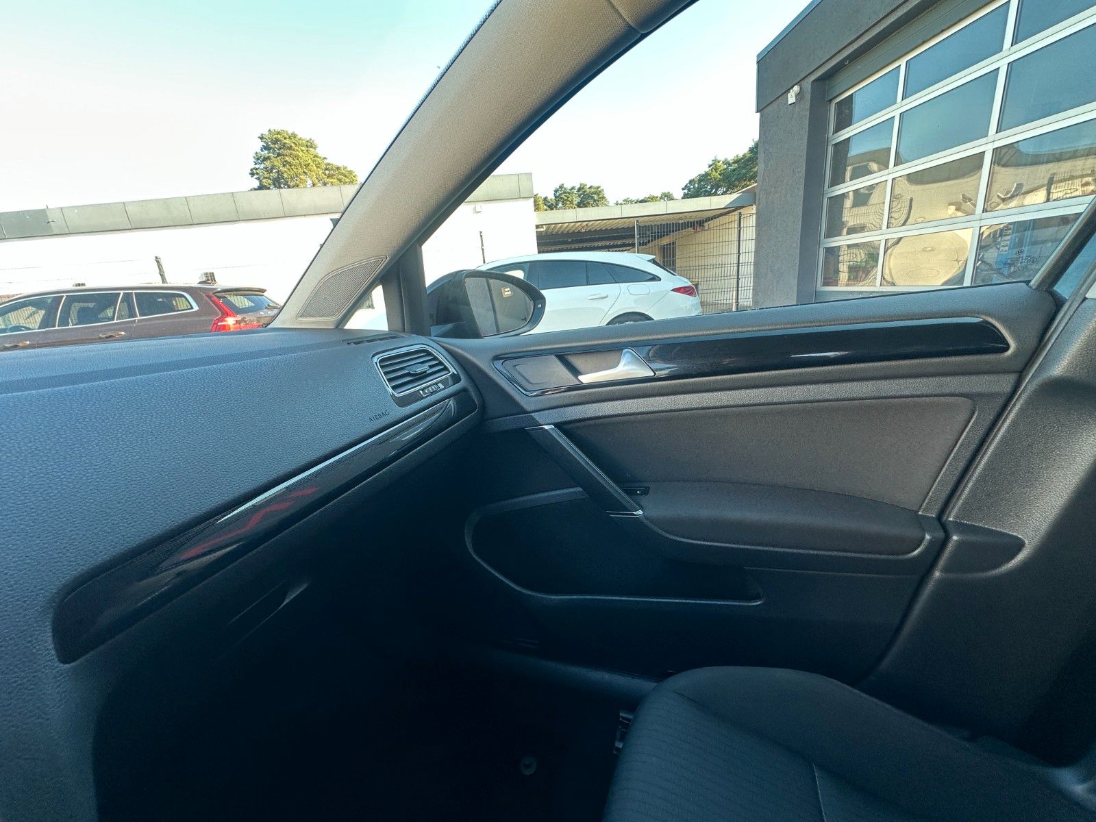 Fahrzeugabbildung Volkswagen Golf VII Var.Sound 2.0 150 PS
