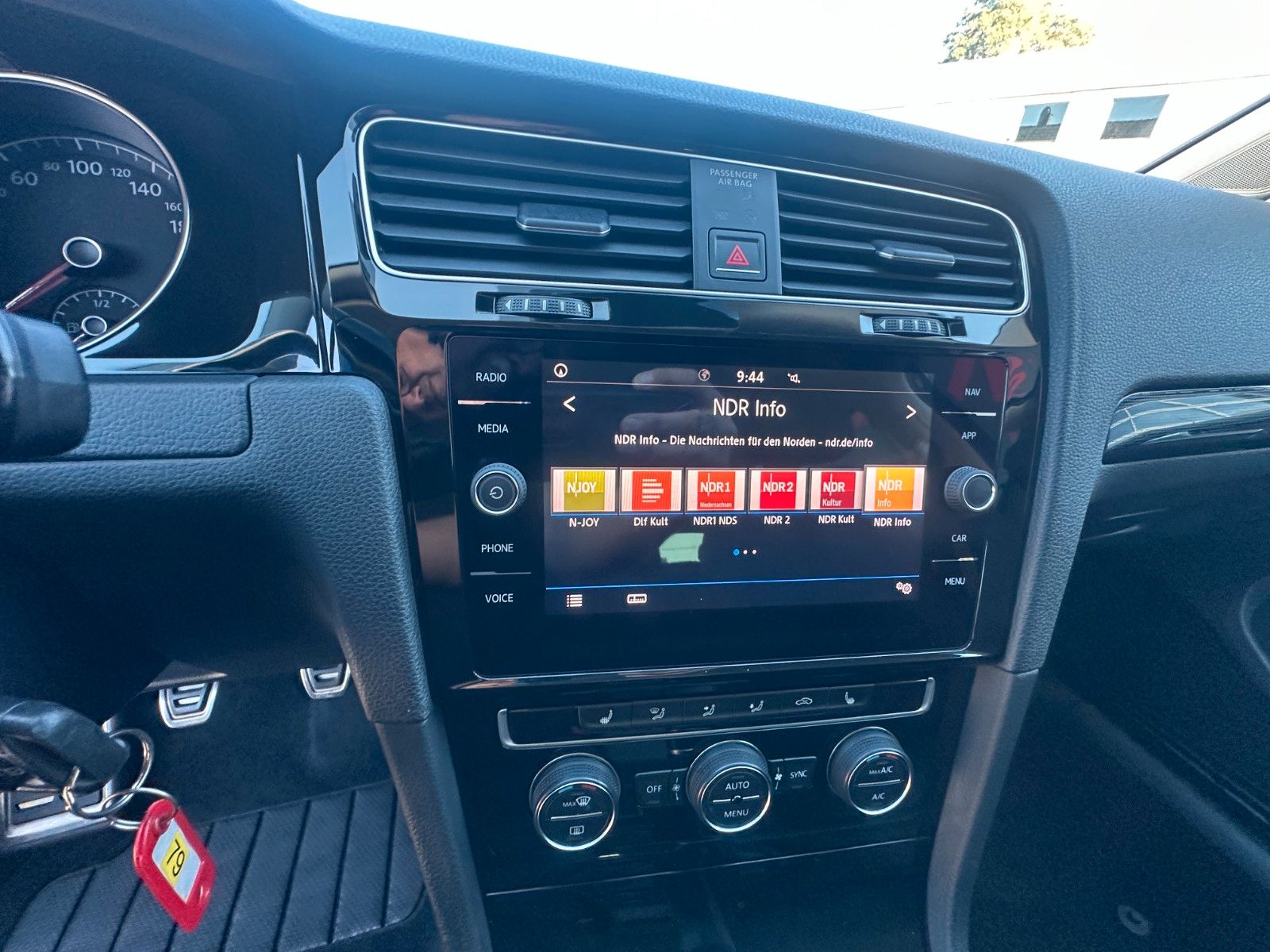 Fahrzeugabbildung Volkswagen Golf VII Var.Sound 2.0 150 PS