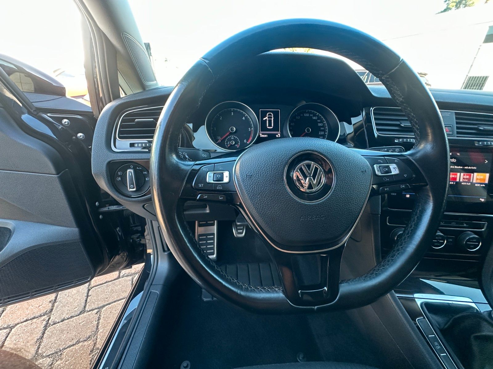 Fahrzeugabbildung Volkswagen Golf VII Var.Sound 2.0 150 PS