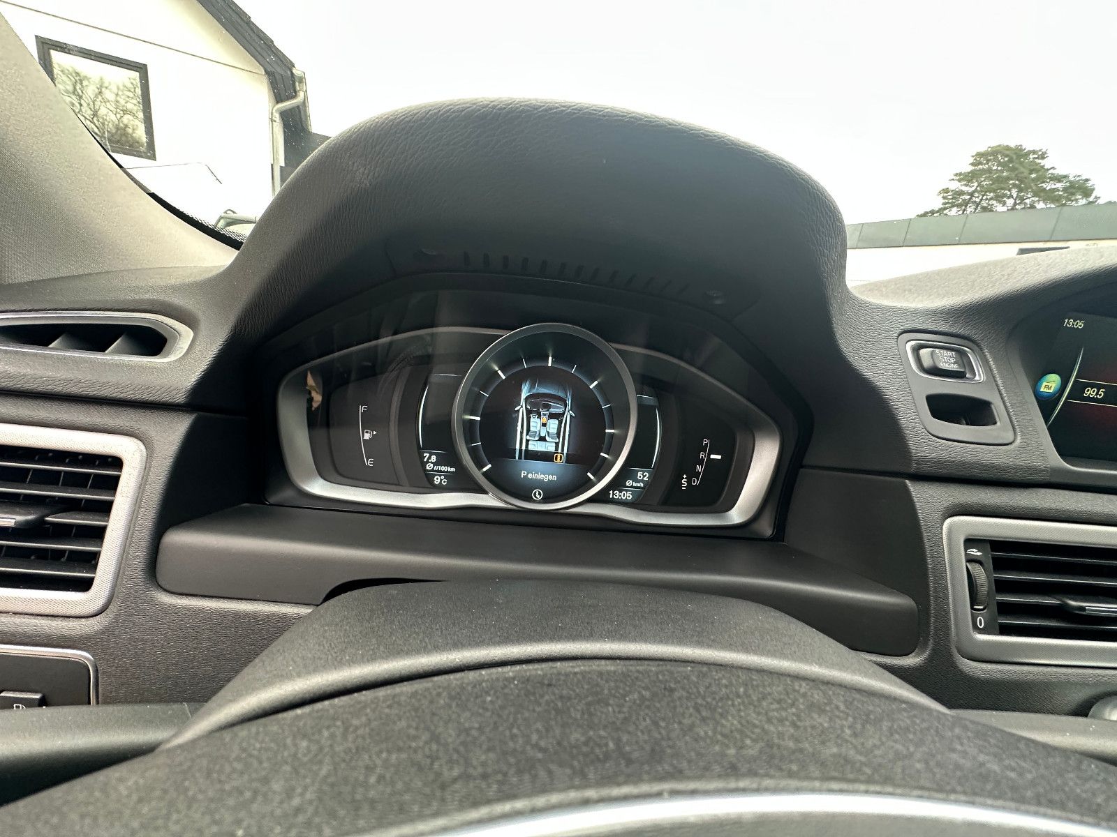 Fahrzeugabbildung Volvo XC70 Black Edition AWD 2.4 215 PS HU neu