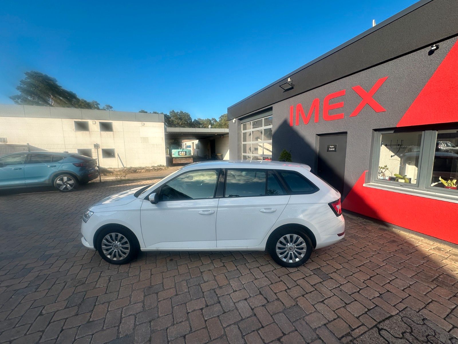 Fahrzeugabbildung Skoda Fabia Ambition 1.0 95 PS HU neu Klima PDC