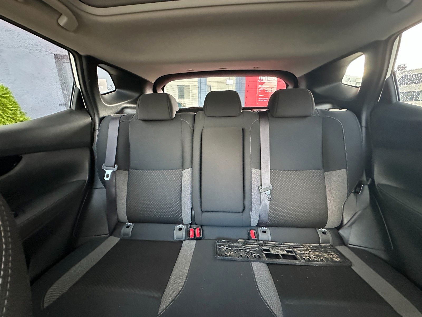Fahrzeugabbildung Nissan Qashqai N-Connecta 1.4 159 PS Pano e Sitz Leder