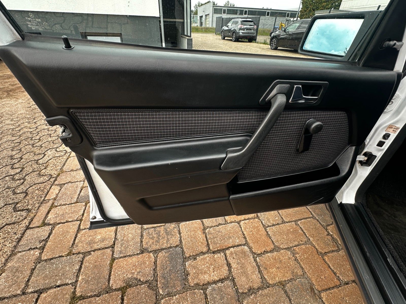 Fahrzeugabbildung Mercedes-Benz 190E 2.0 118 PS Autom. Tüv neu H-KZ SD Servo