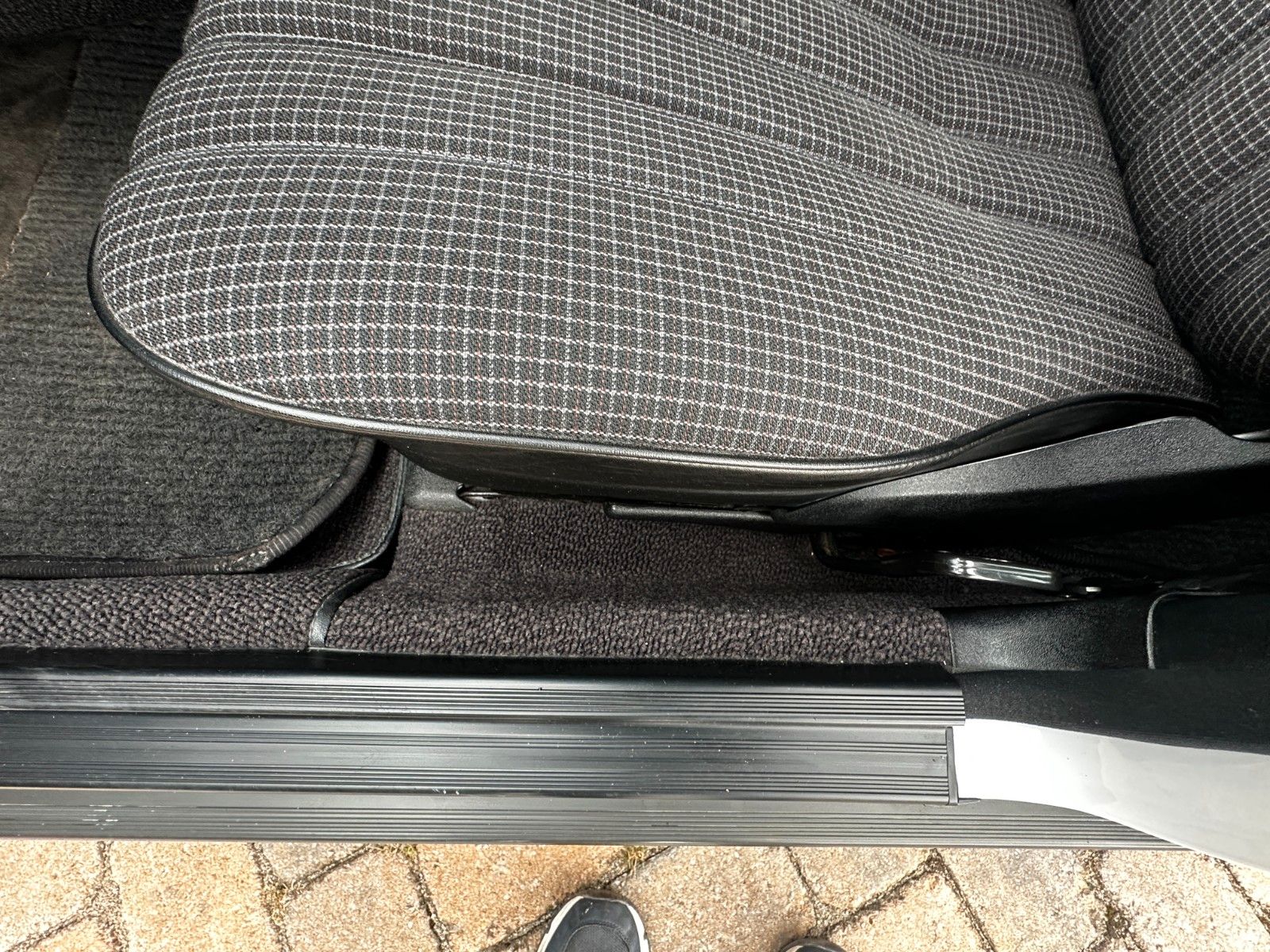 Fahrzeugabbildung Mercedes-Benz 190E 2.0 118 PS Autom. Tüv neu H-KZ SD Servo
