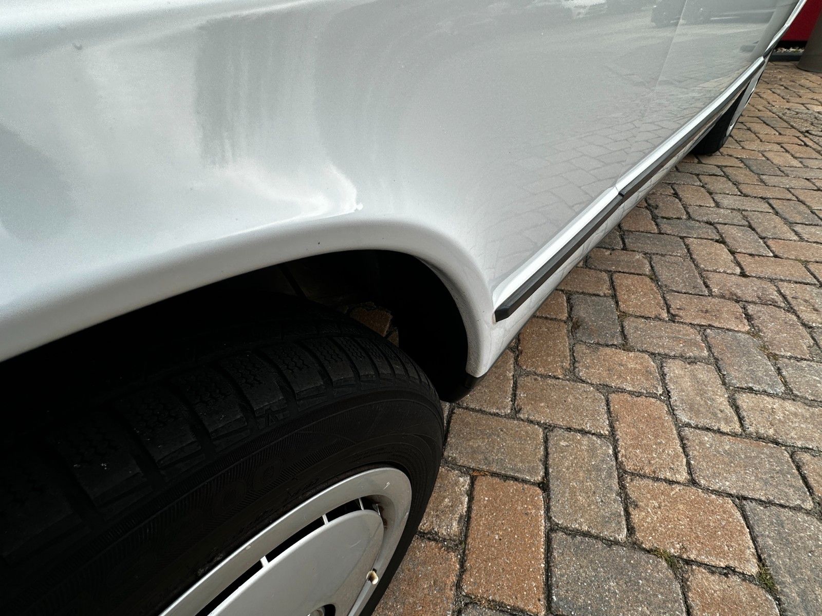 Fahrzeugabbildung Mercedes-Benz 190E 2.0 118 PS Autom. Tüv neu H-KZ SD Servo