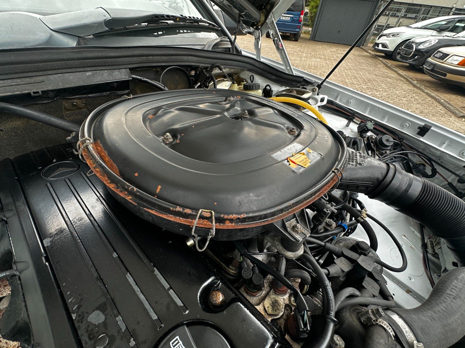 Fahrzeugabbildung Mercedes-Benz 190E 2.0 118 PS Autom. Tüv neu H-KZ SD Servo