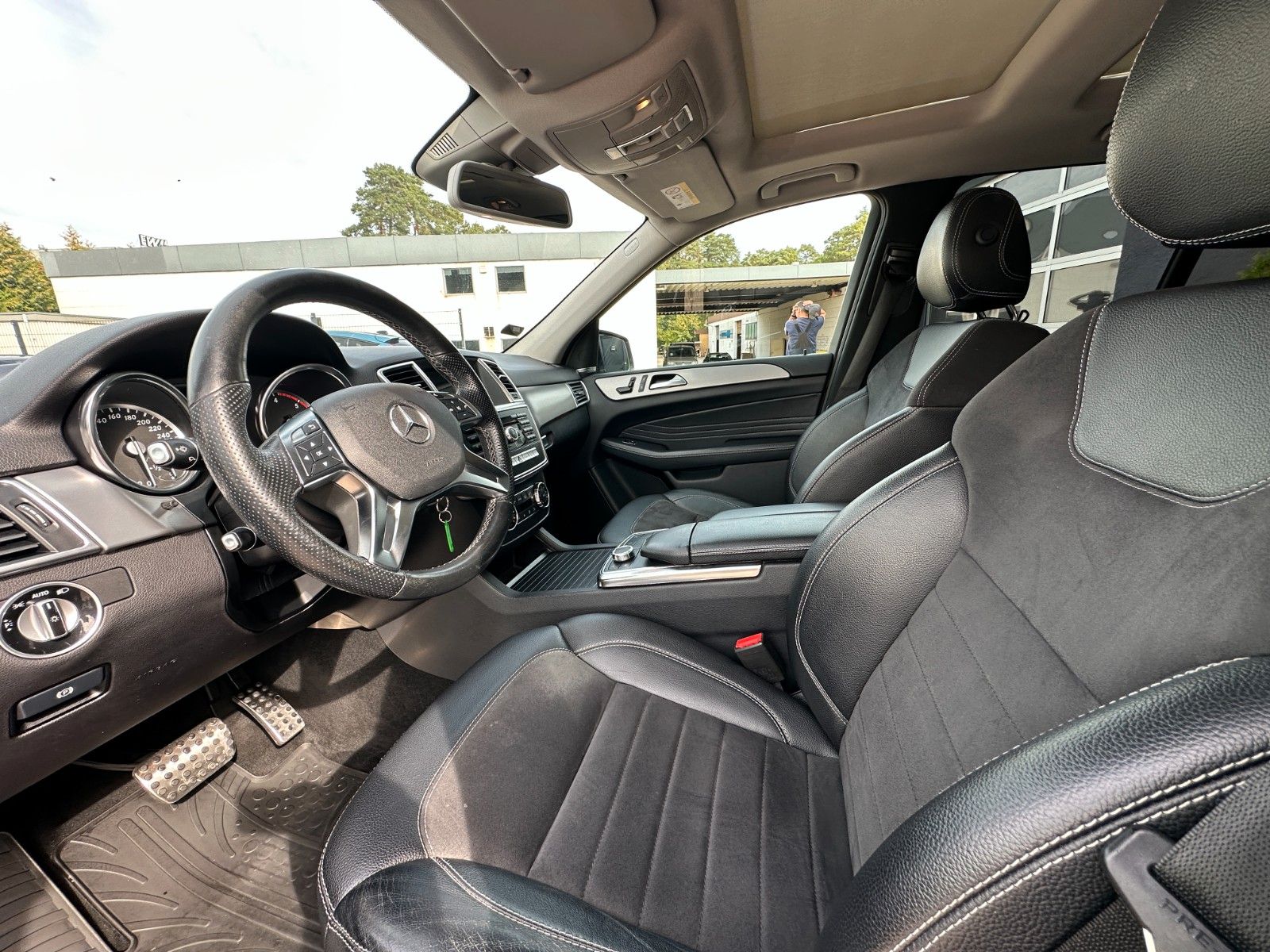 Fahrzeugabbildung Mercedes-Benz ML 250 CDI BlueTec 4Matic Sport Paket Xenon