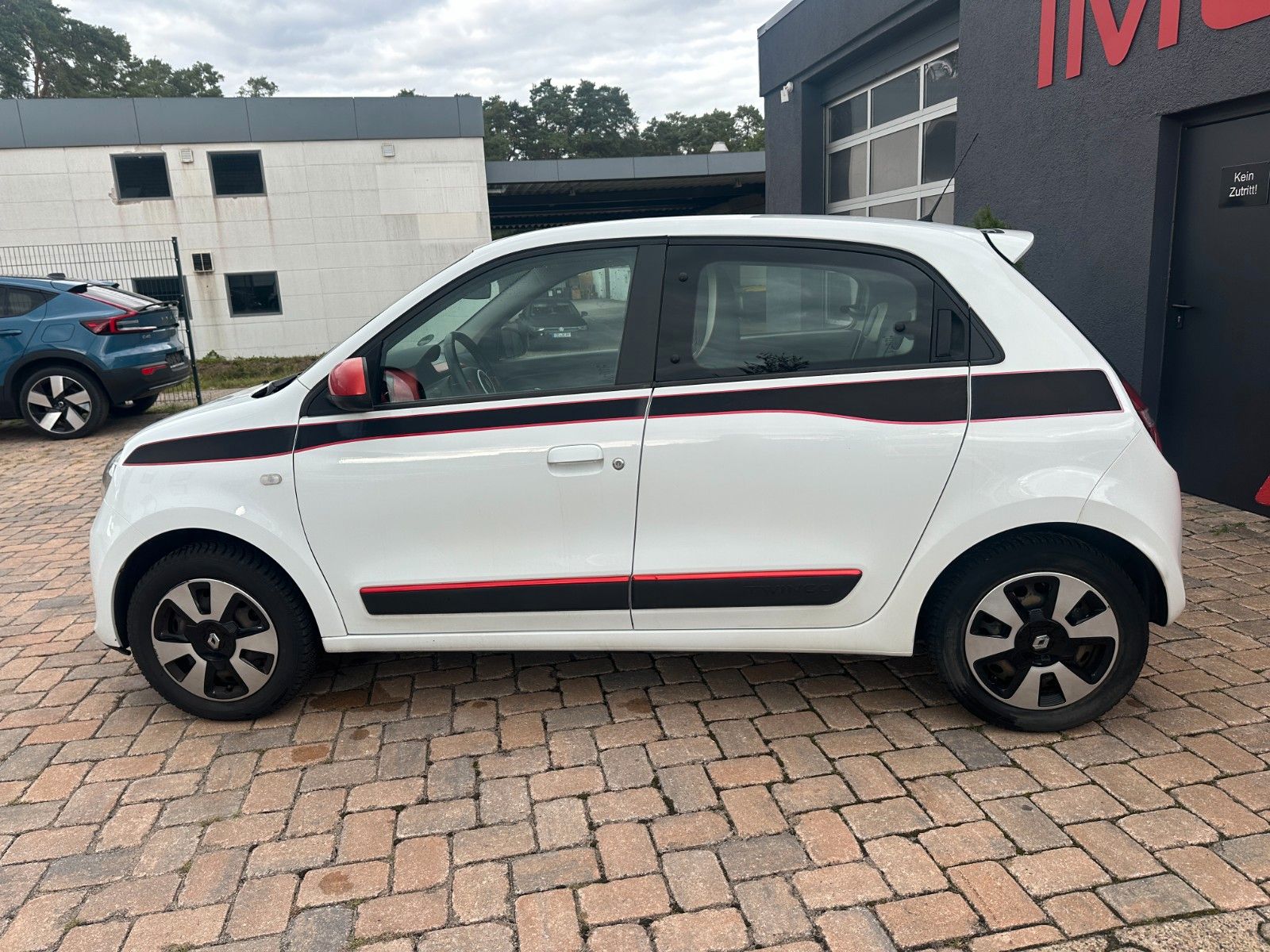 Fahrzeugabbildung Renault Twingo Luxe 0,9 90 PS Motor/Getriebe gut