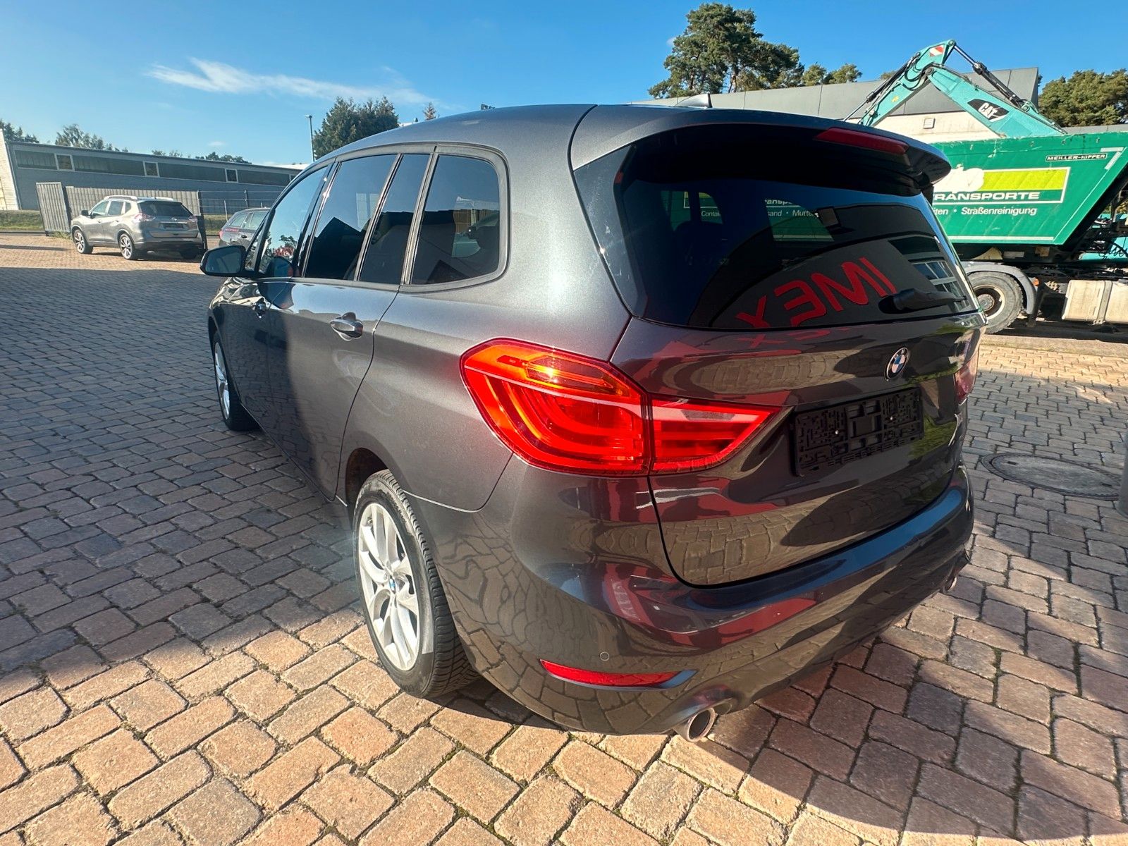 Fahrzeugabbildung BMW 218 d Gran Tourer Advantage 2.0 150 PS Autom.