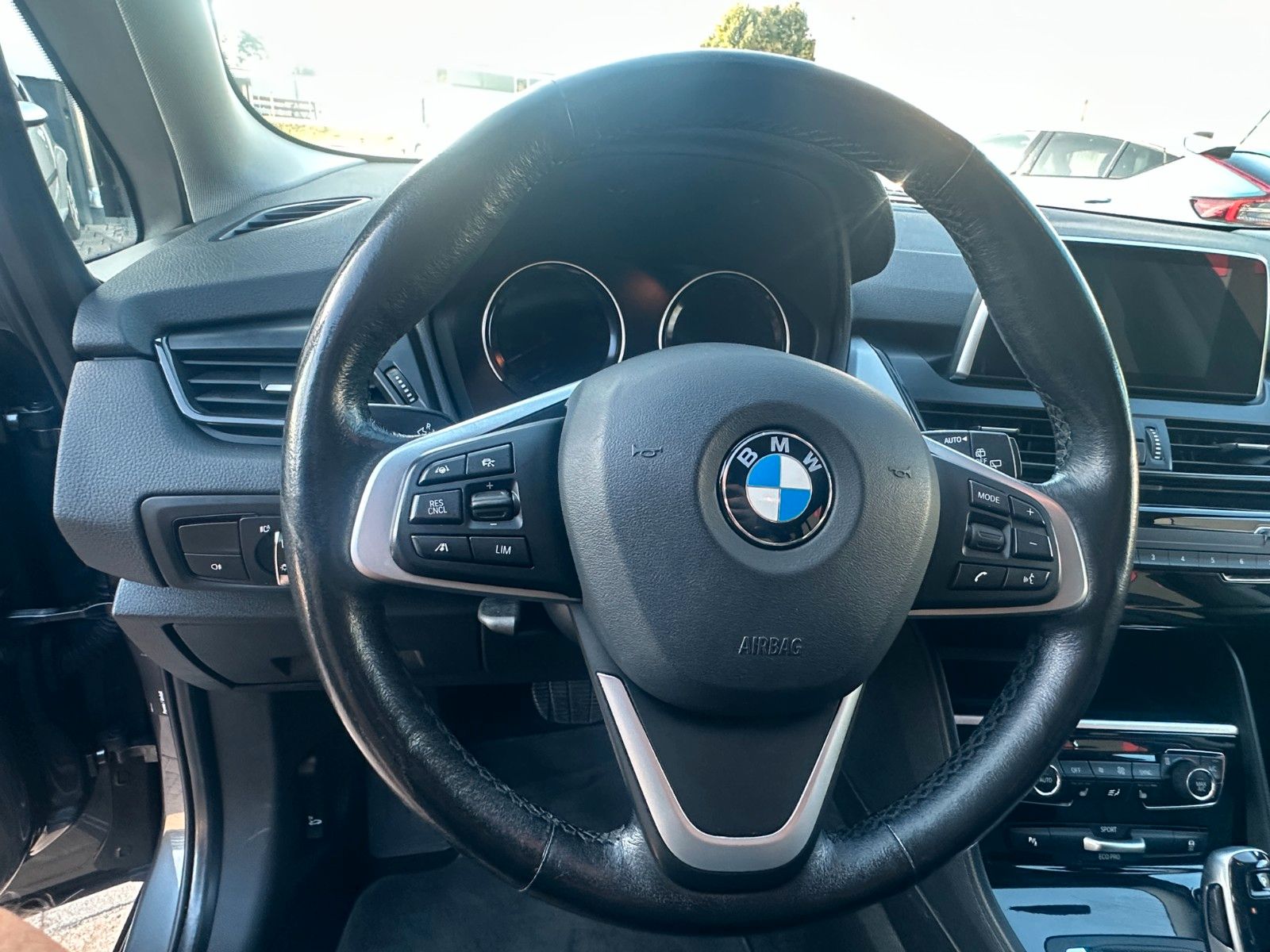 Fahrzeugabbildung BMW 218 d Gran Tourer Advantage 2.0 150 PS Autom.