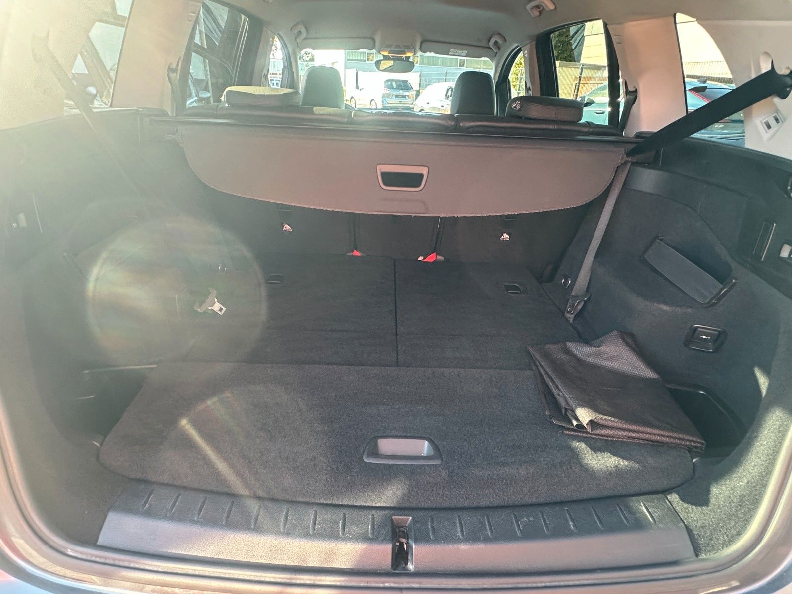 Fahrzeugabbildung BMW 218 d Gran Tourer Advantage 2.0 150 PS Autom.