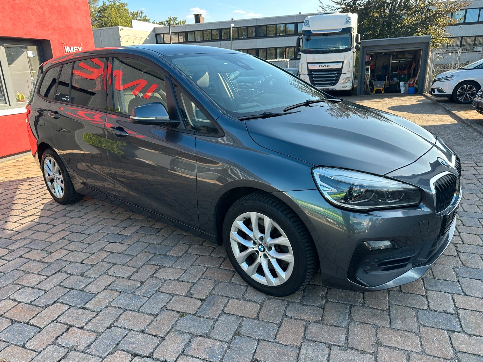 Fahrzeugabbildung BMW 218 d Gran Tourer Advantage 2.0 150 PS Autom.
