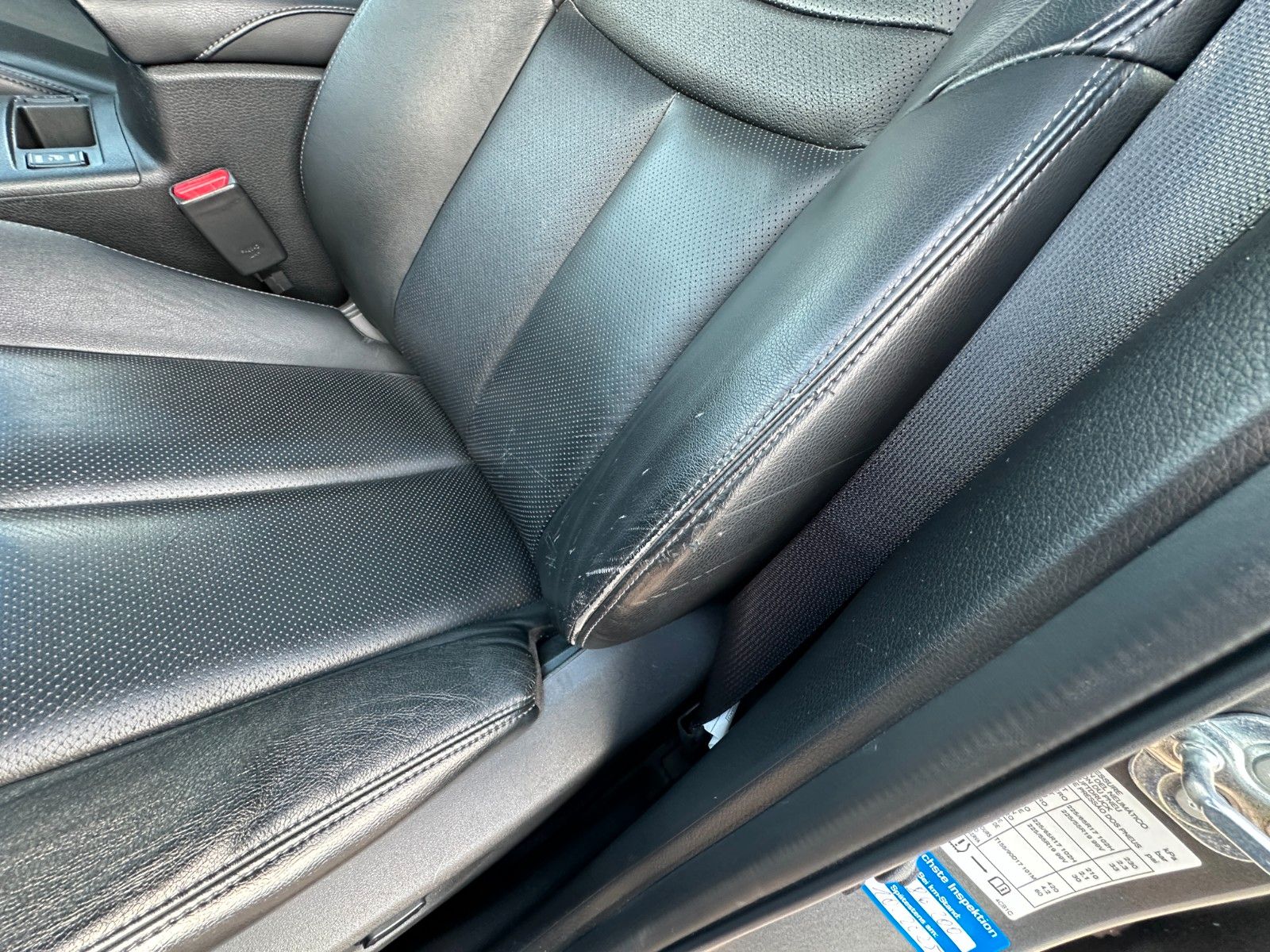 Fahrzeugabbildung Nissan X-Trail Tekna 1.6 130 PS HU 10/27 Leder 360°
