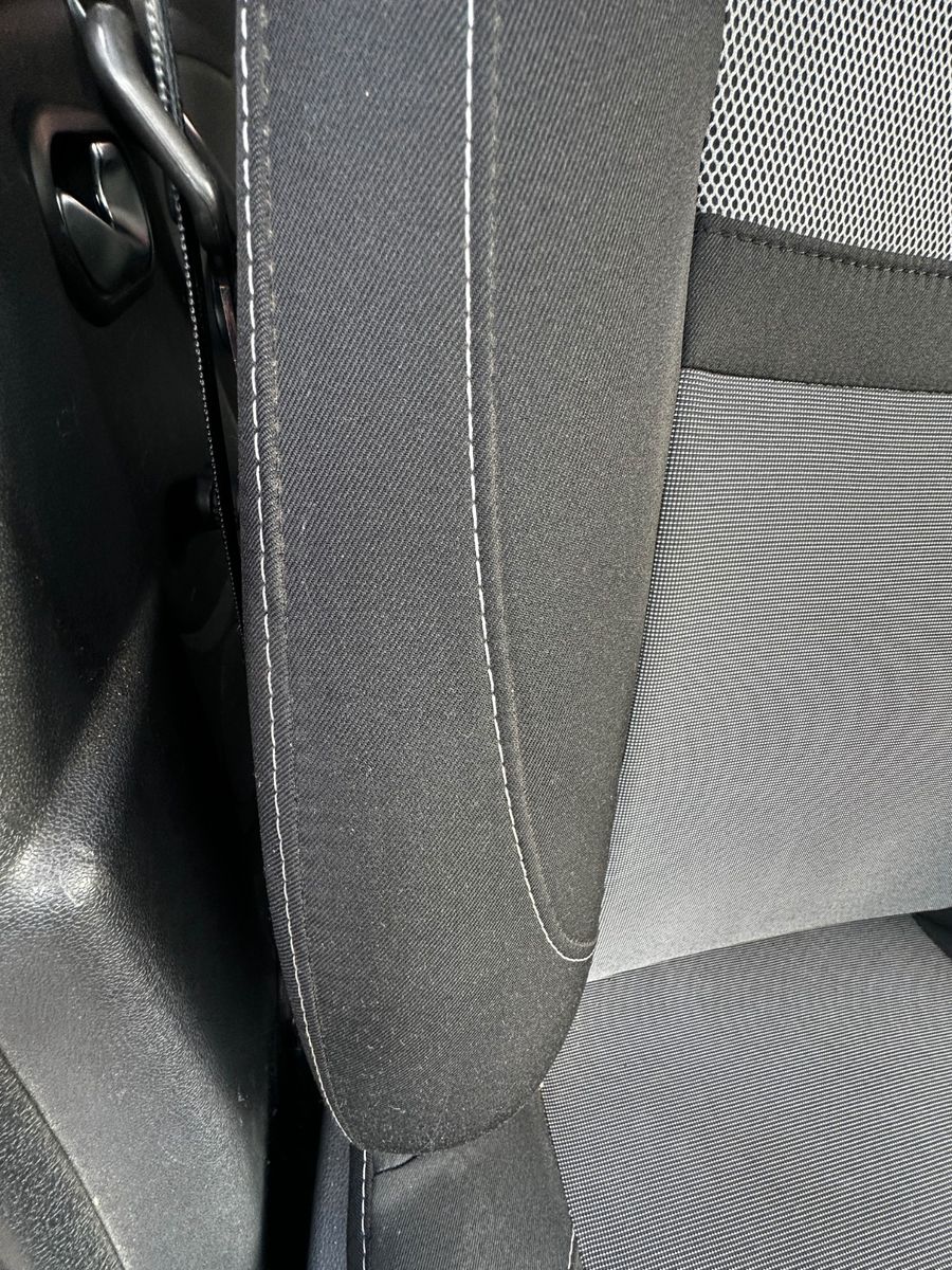 Fahrzeugabbildung Dacia Duster I Black Shadow 4x2 Tüv neu 1.Hand