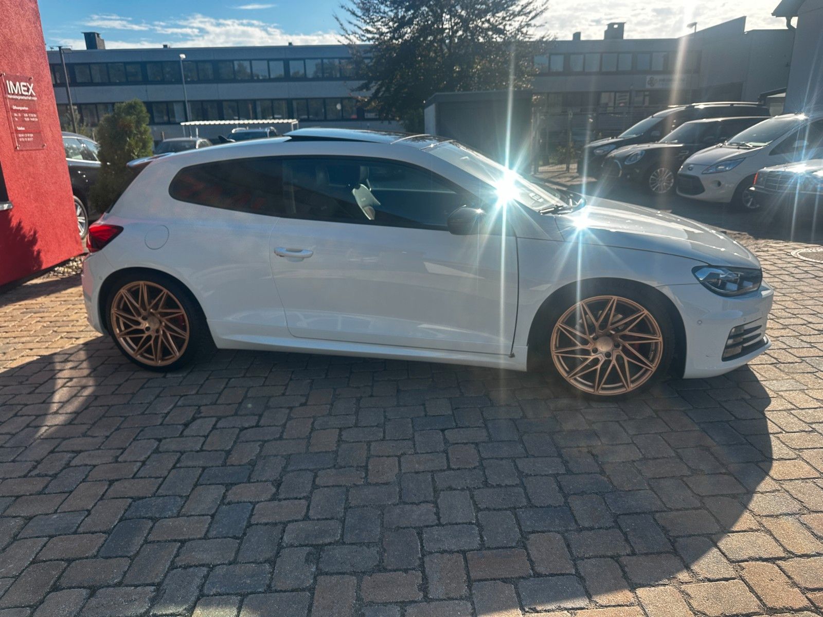 Fahrzeugabbildung Volkswagen Scirocco GTS 2.0 220 PS HU neu DSG Pano SH