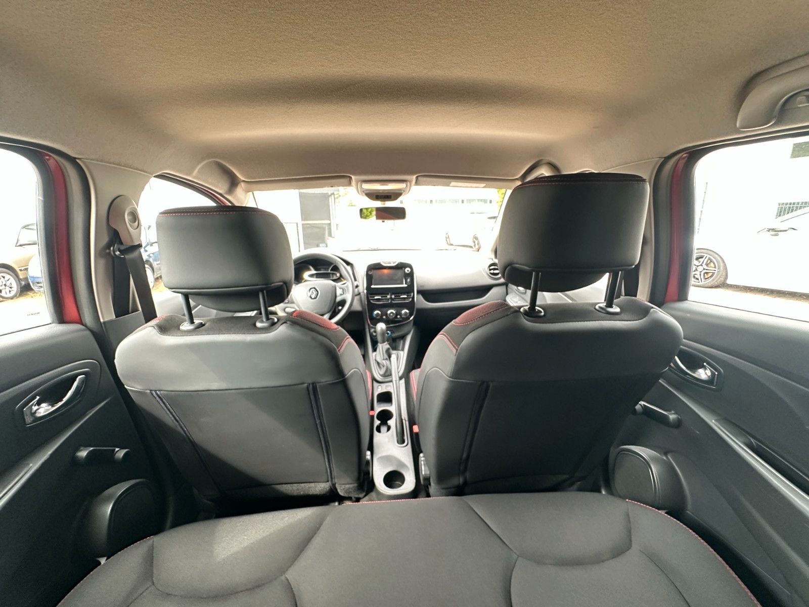 Fahrzeugabbildung Opel Meriva B Edition 1.4 120 PS HU neu