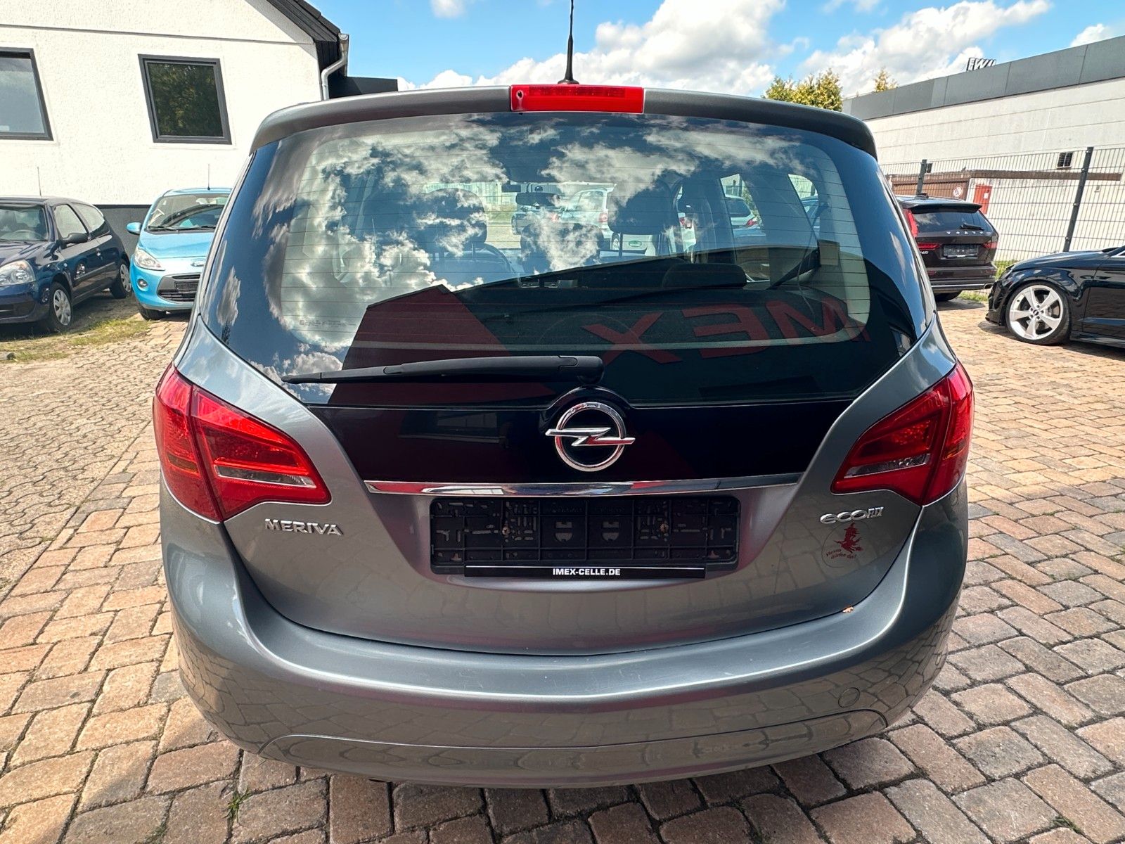 Fahrzeugabbildung Opel Meriva B Edition 1.4 120 PS HU neu